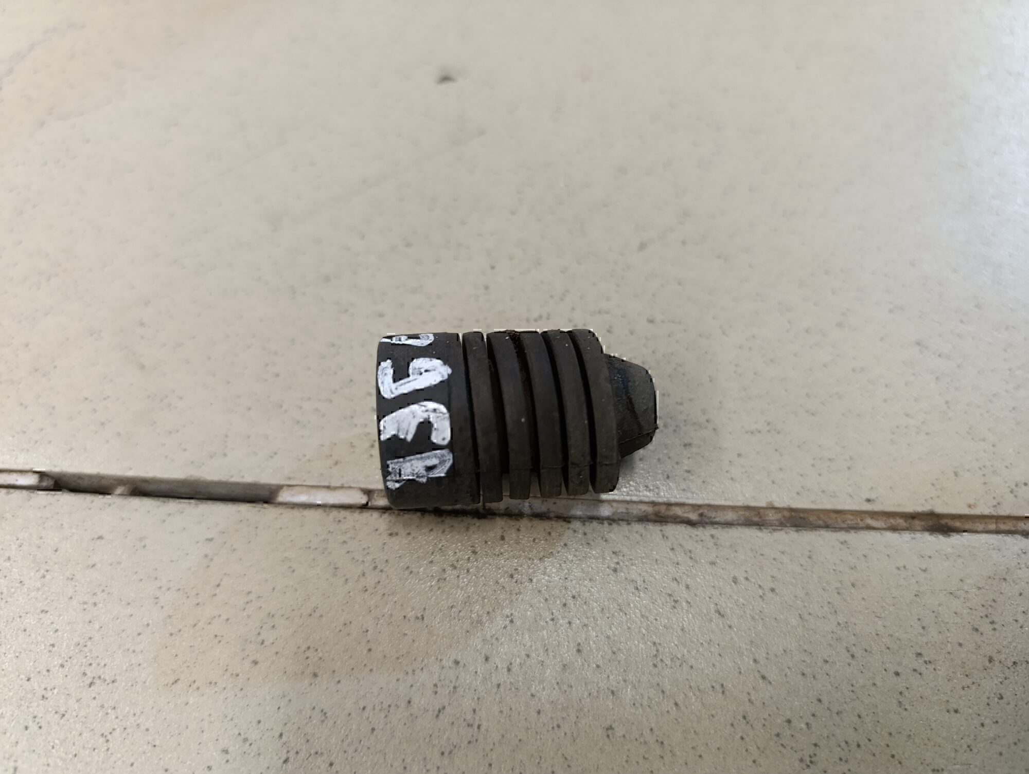 отбойник GEELY EMGRAND EC7 2011-2016