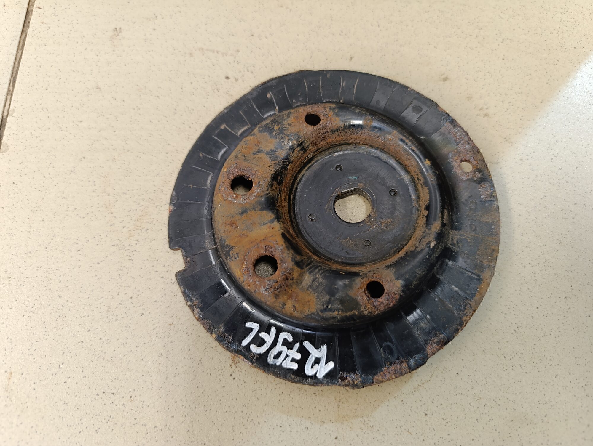 Чашка опоры амортизатора GEELY EMGRAND EC7 2011-2016