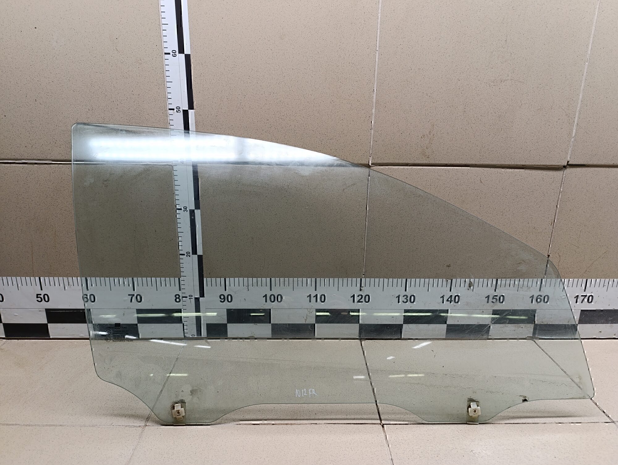 Стекло двери передней правой Chevrolet Aveo (T200) 2003-2008