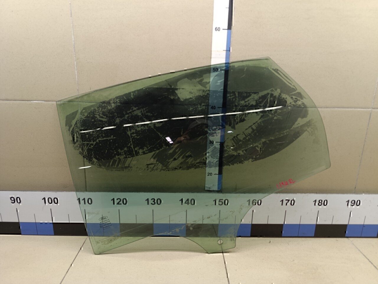 Стекло двери задней левой FORD Focus III 2011>