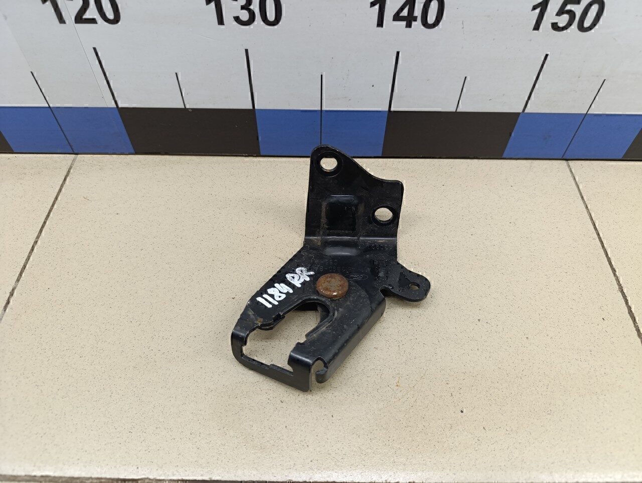 Замок спинки сиденья FORD Focus III 2011>