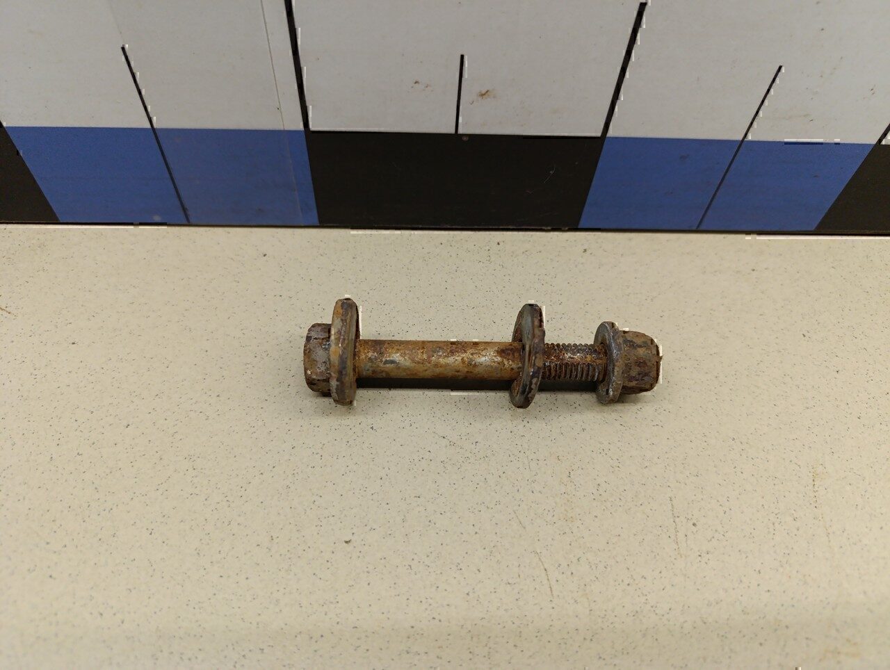 Болт развала задних колес FORD Focus II 2005-2008