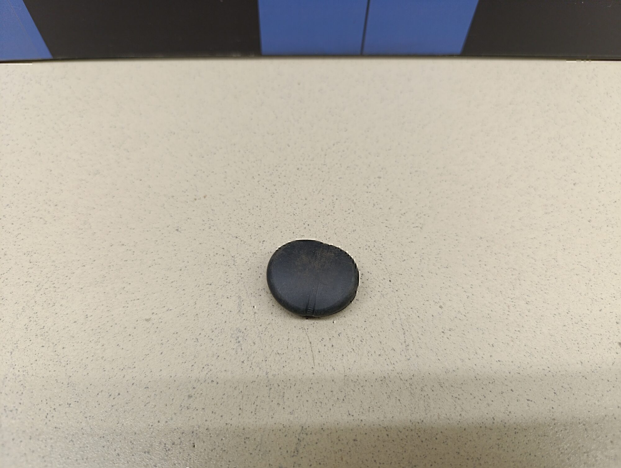 Крышка поводка стеклоочистителя KIA Carnival 2005-2014