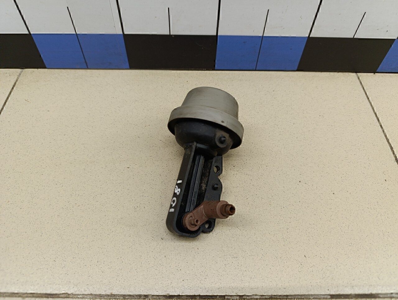 Клапан воздушный FORD Focus II 2005-2008