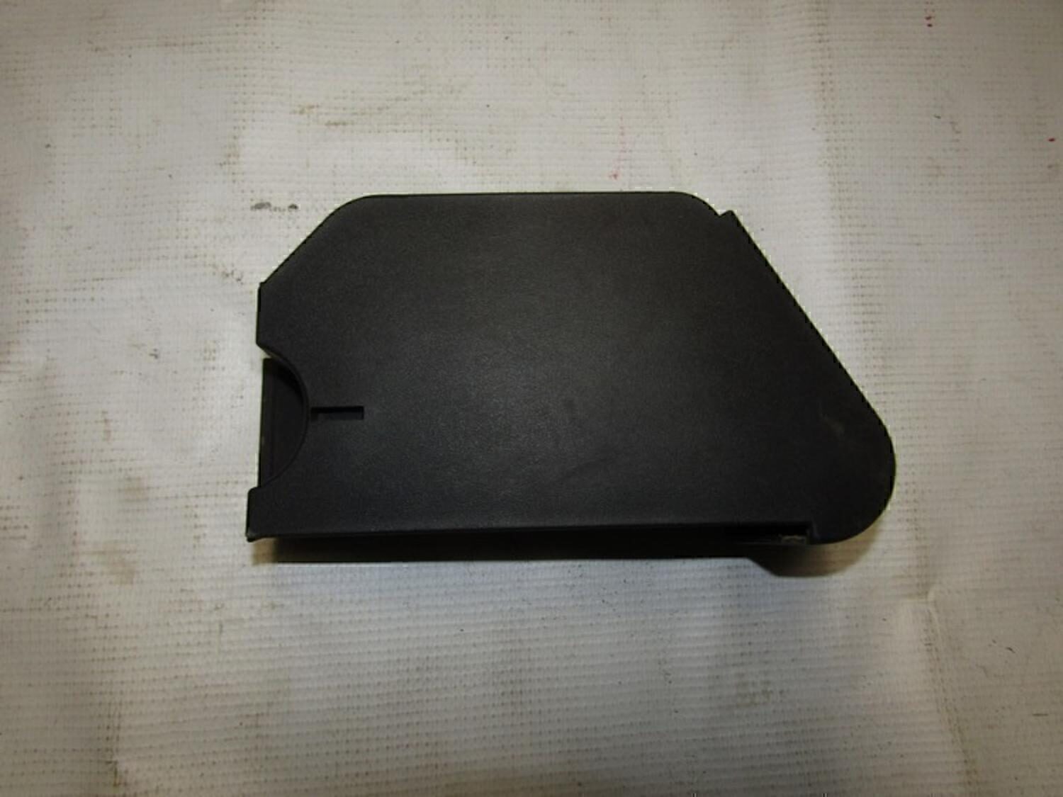 Накладка (кузов внутри) OPEL Meriva 2003-2010