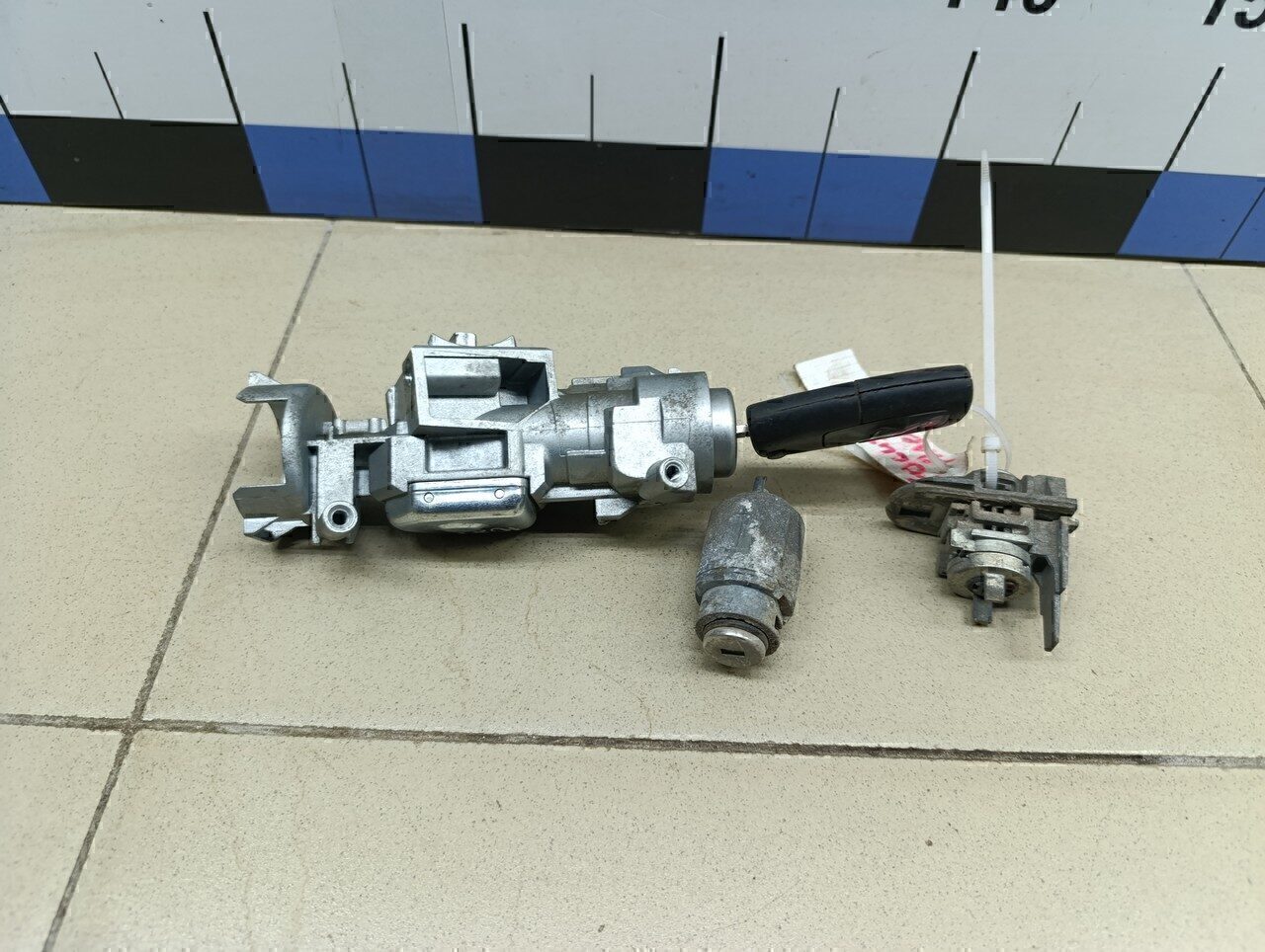 Замок зажигания FORD Focus II 2005-2008