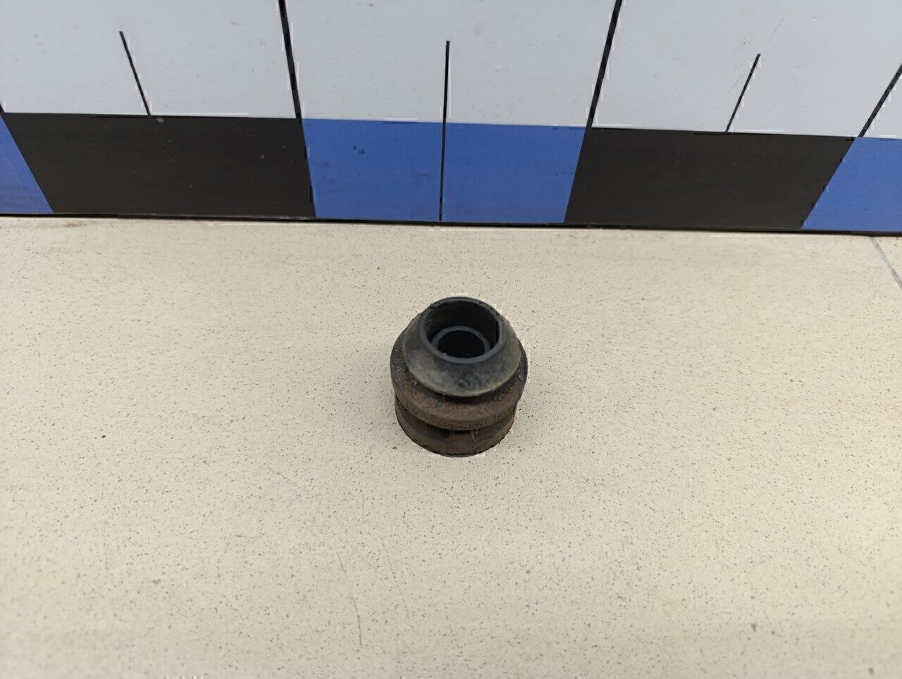 Подушка радиатора FORD Focus II 2005-2008