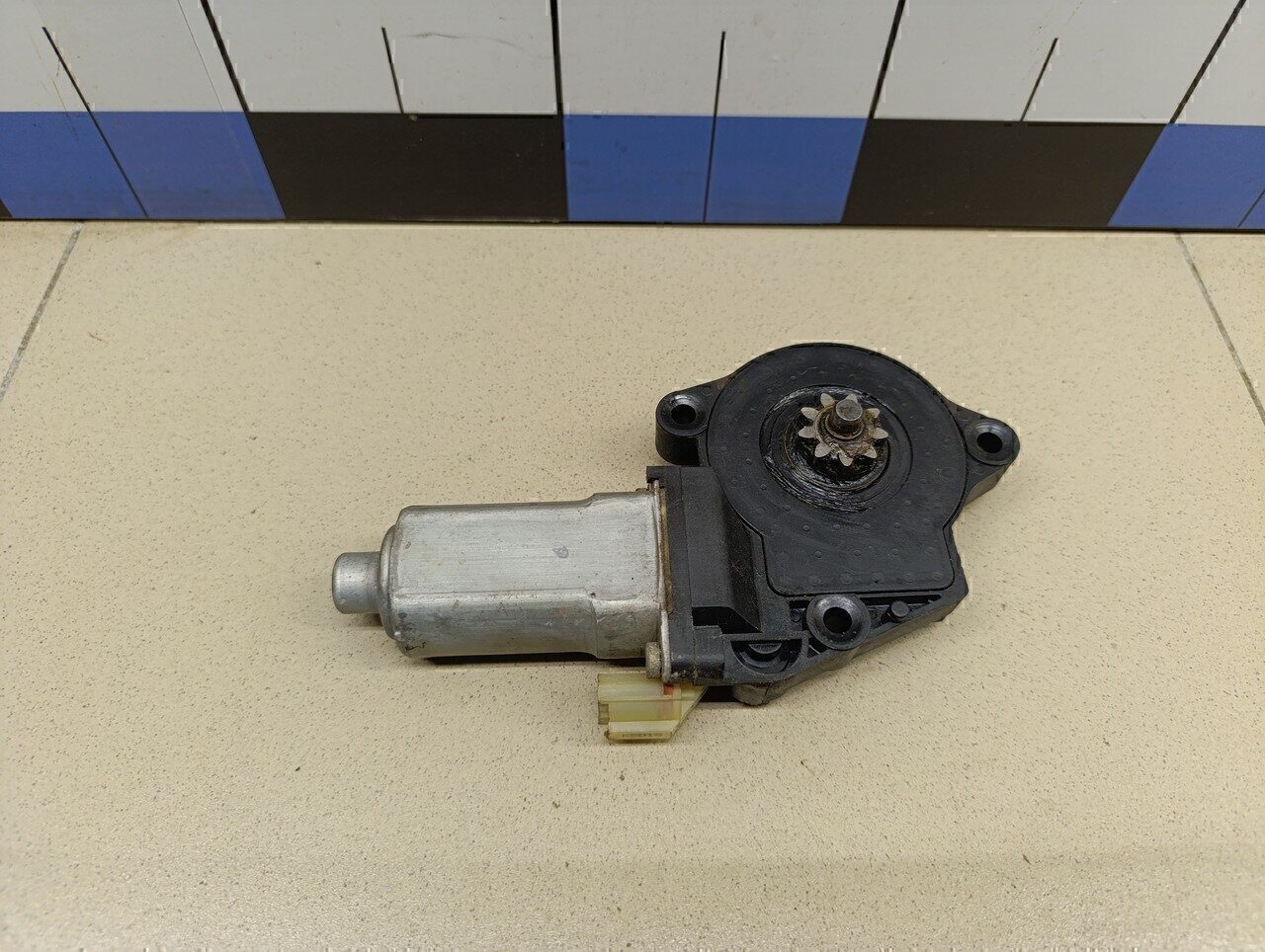 Моторчик стеклоподъемника HYUNDAI Elantra 2000-2005