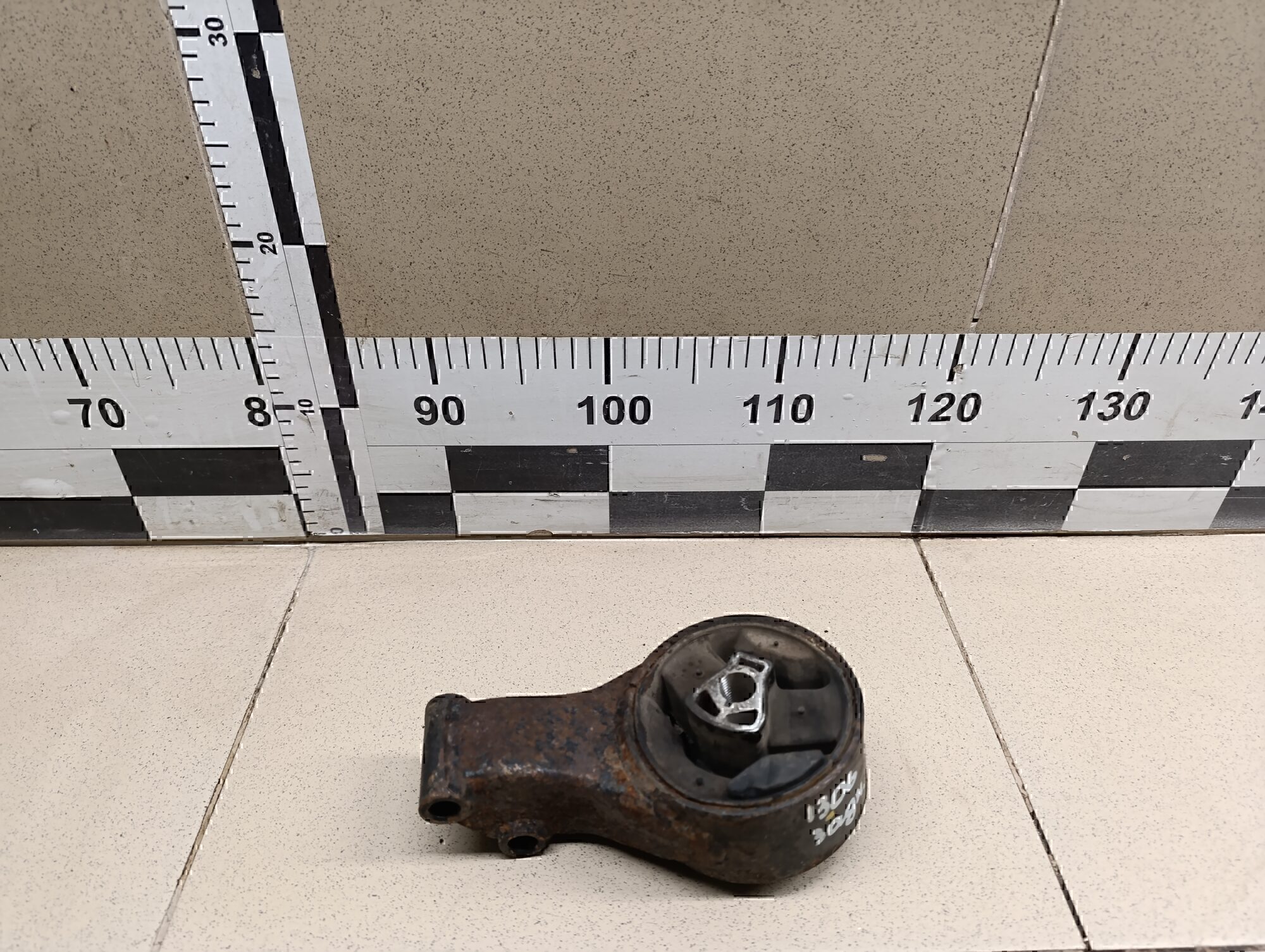 Опора двигателя задняя Chevrolet Cruze 2009-2016