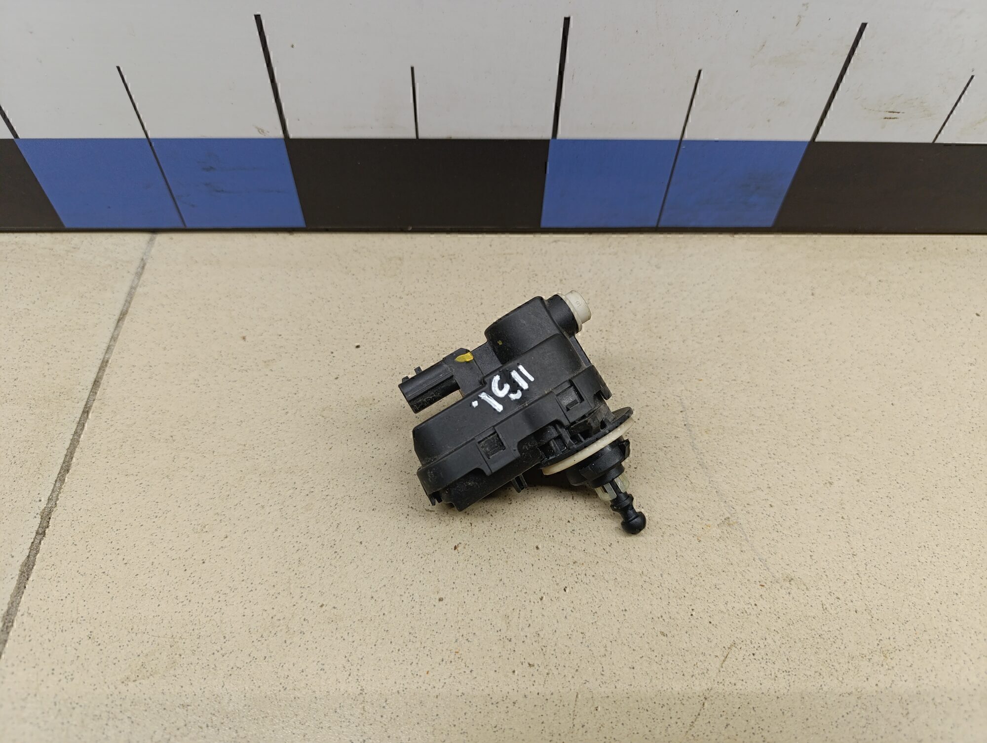 Моторчик корректора фары Haval F7 2019>