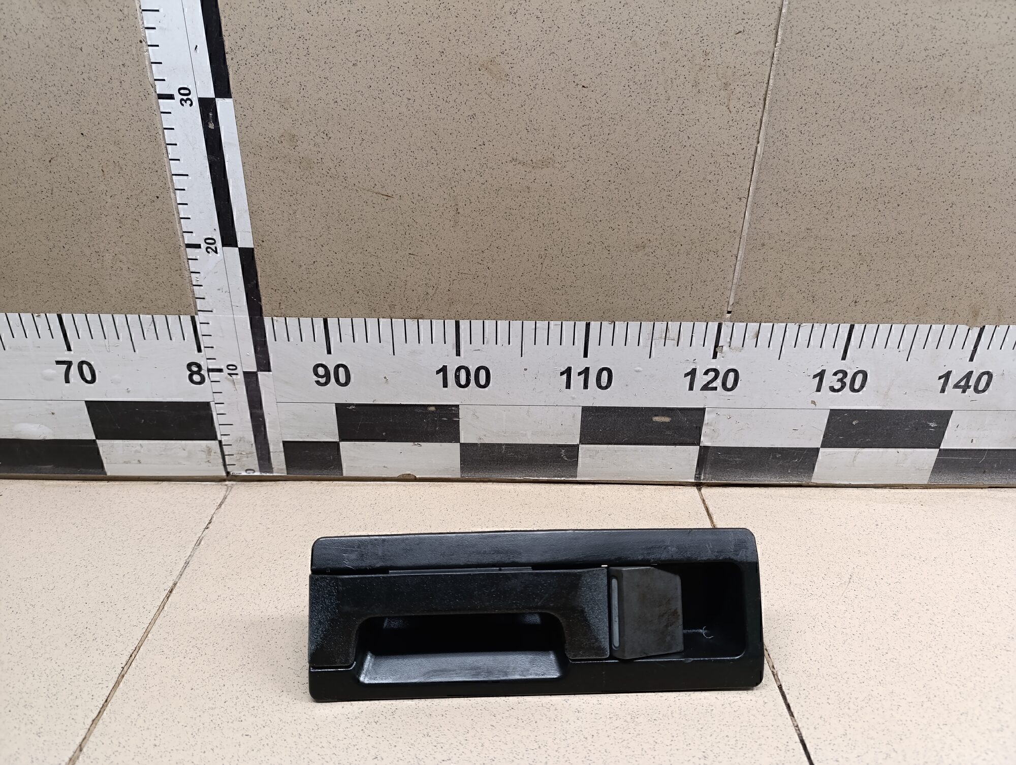 Ручка двери задней внутренняя правая MERCEDES-BENZ Sprinter (901-905)/Sprinter Classic (909) 1995-2006