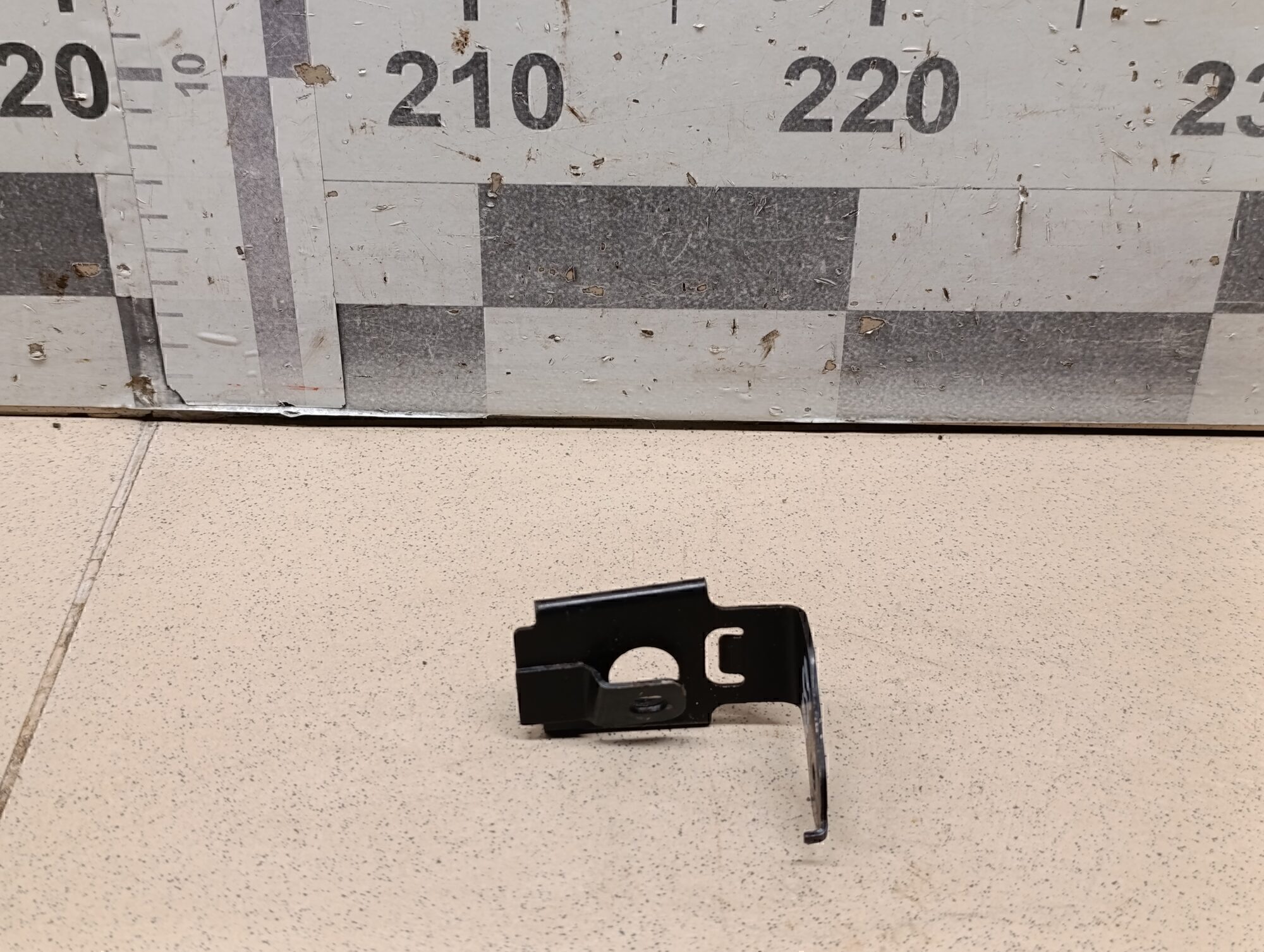 Кронштейн бачка гидроусилителя FORD Transit 2006-2013