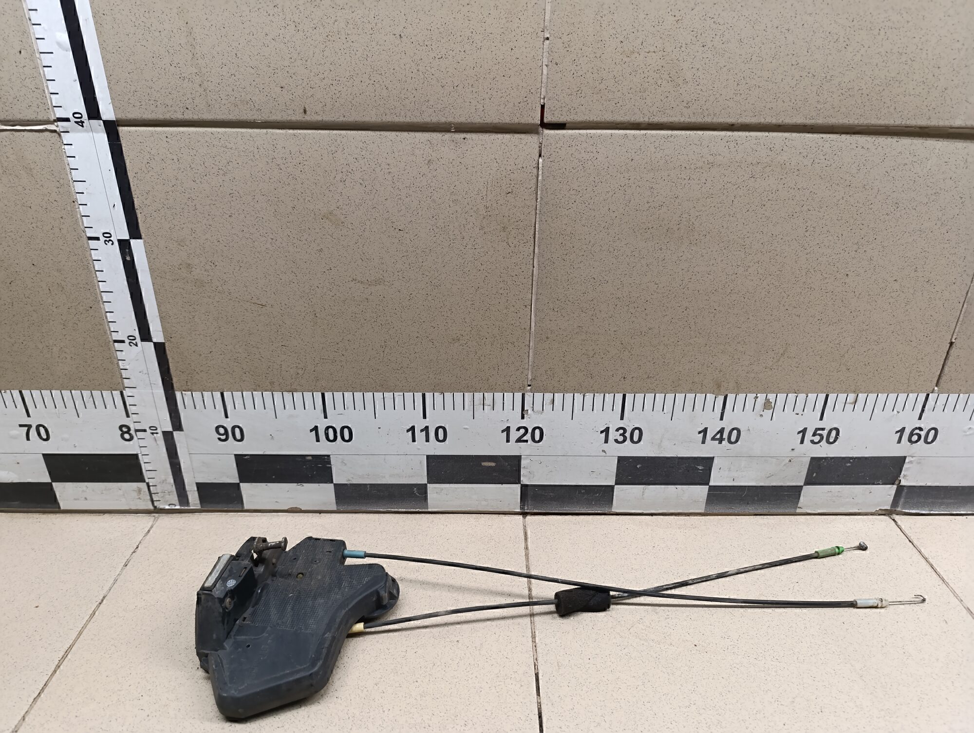 Замок двери задней левой SUZUKI Grand Vitara 2006-2015