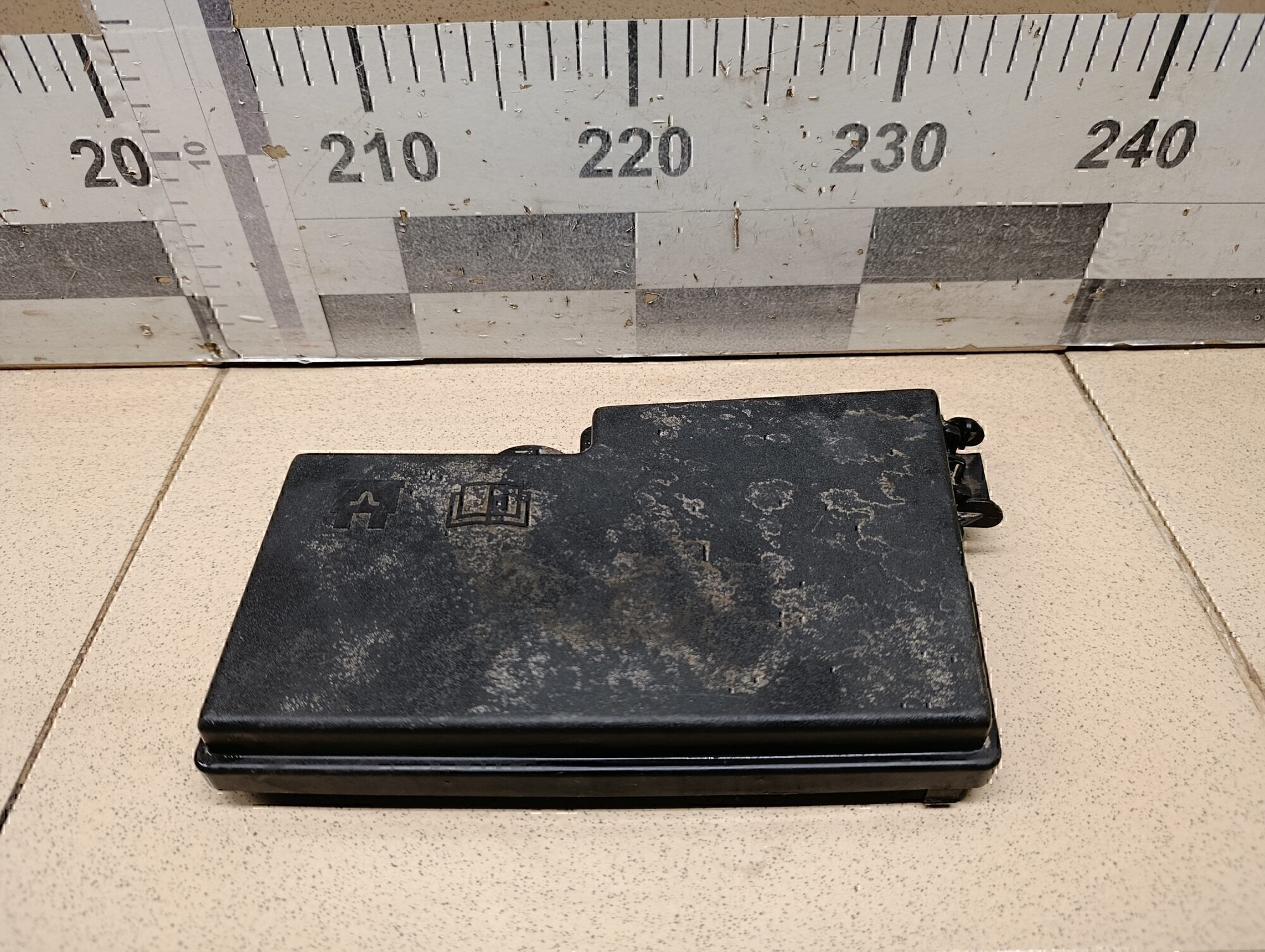 Крышка блока предохранителей FORD Focus III 2011>