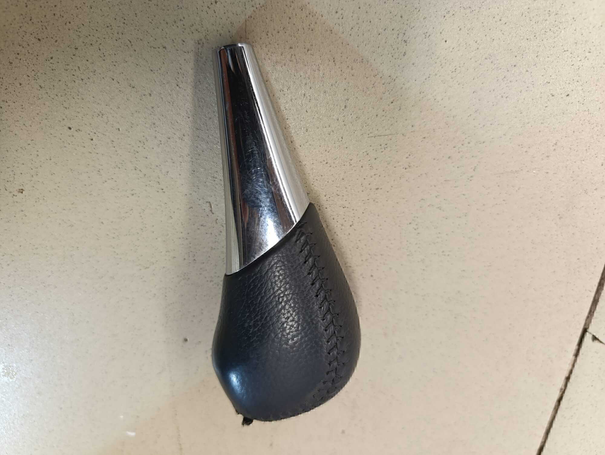 Рукоятка кулисы КПП TOYOTA Corolla E15 2006-2013