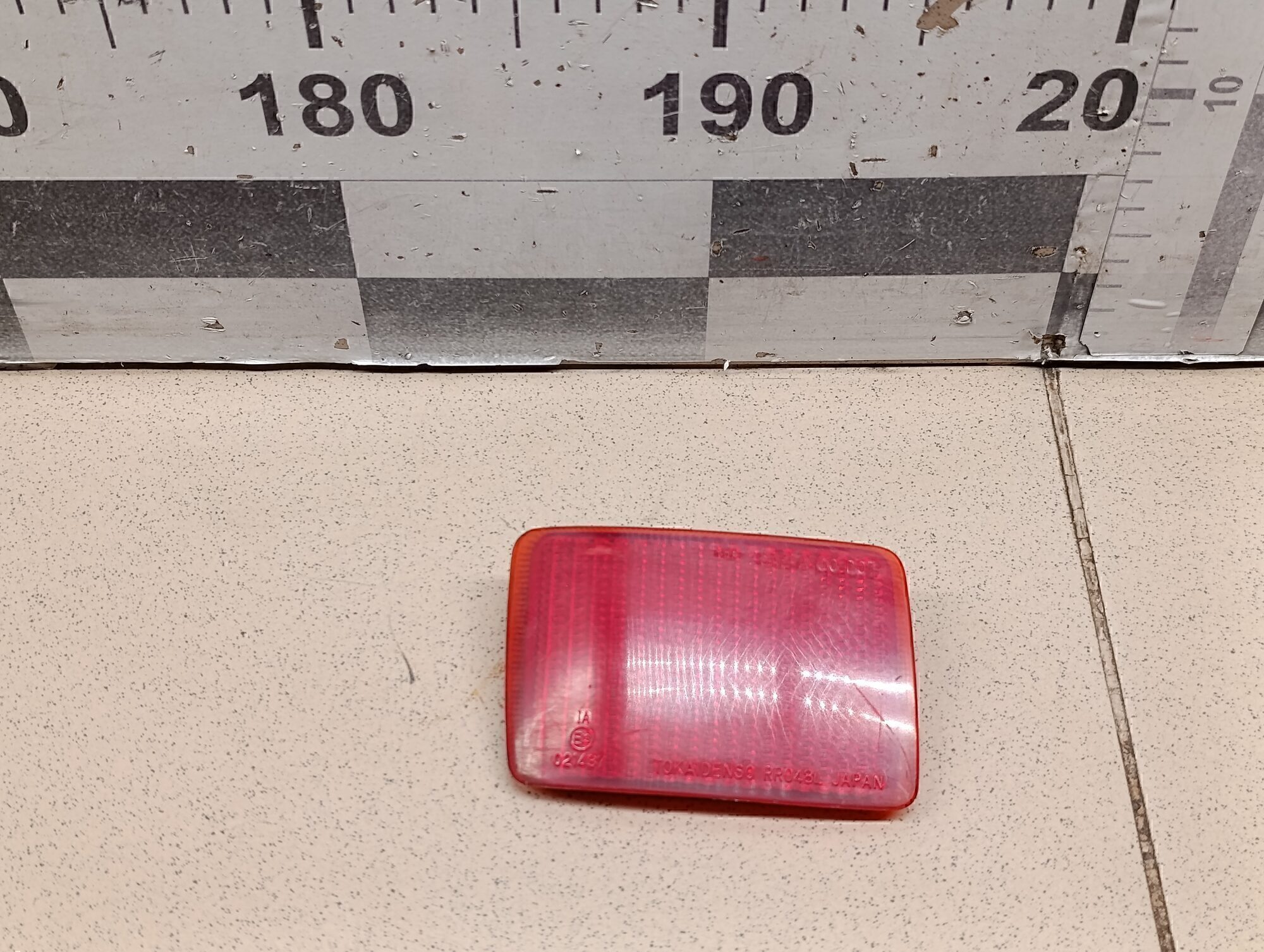 Отражатель в бампер задний левый SUZUKI Grand Vitara 2006-2015