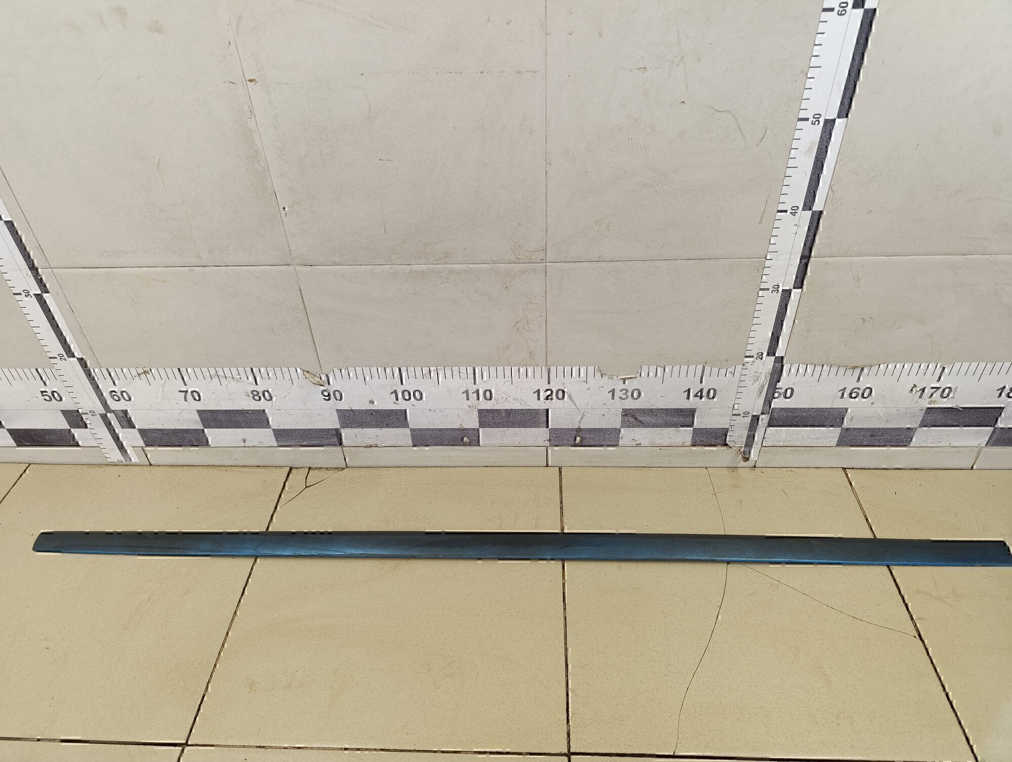 Молдинг передней левой двери FORD Focus II 2005-2008