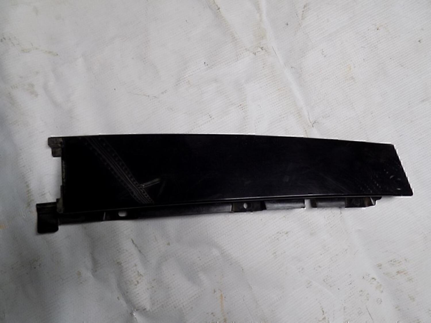 Накладка двери задней левой FORD Focus III 2011>