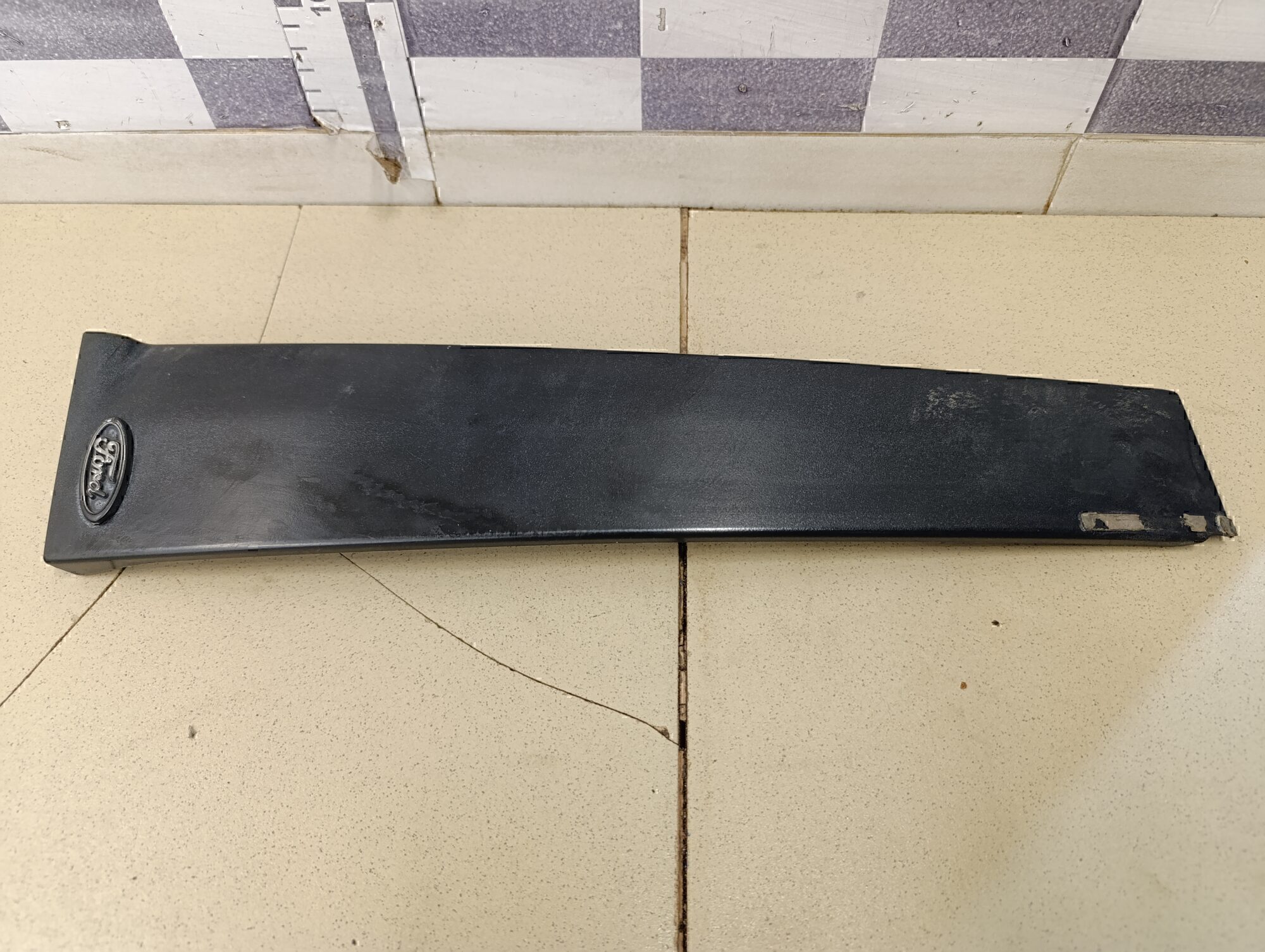 Накладка двери передней левой FORD Focus II 2005-2008