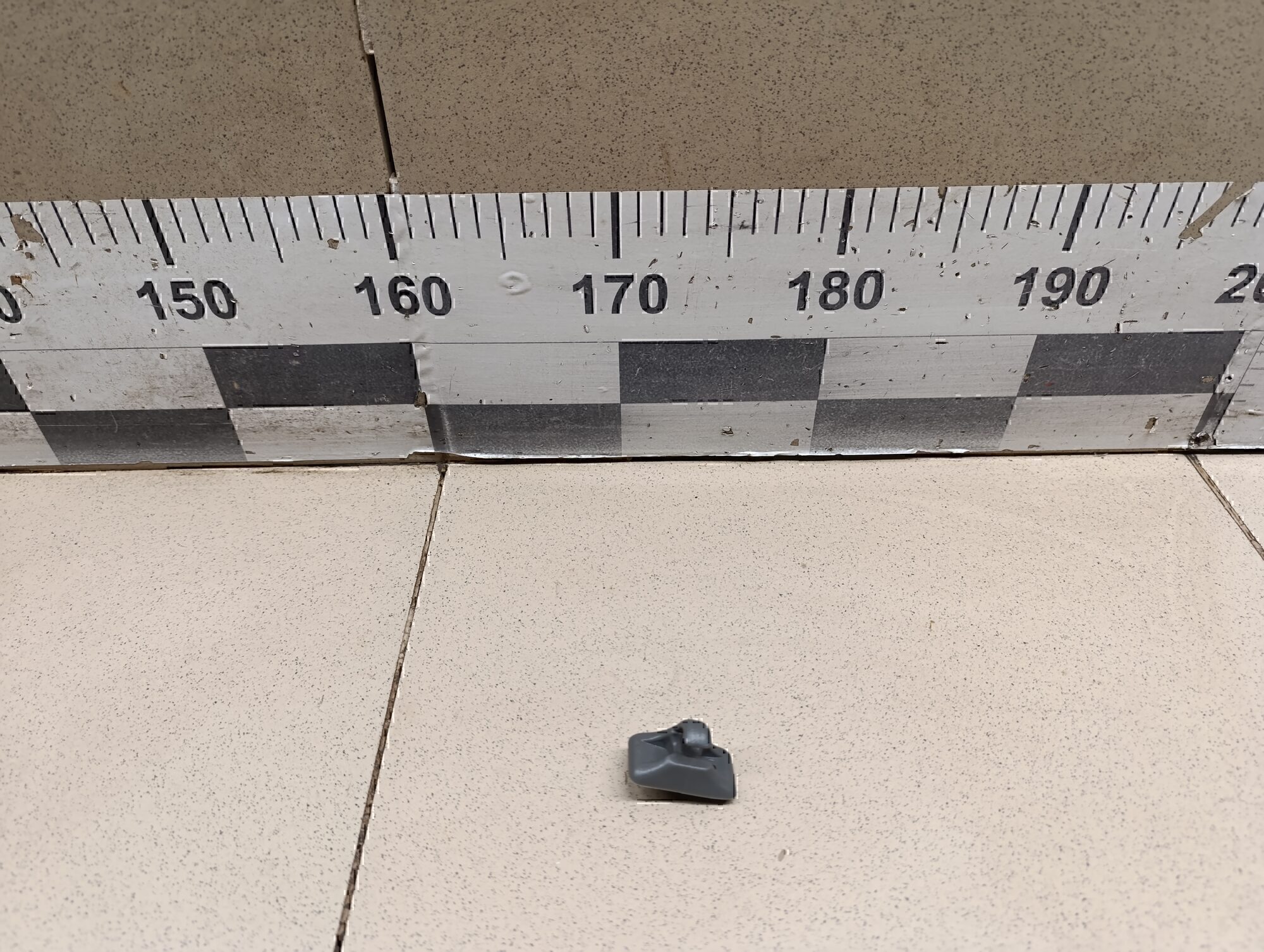 Крючок солнцезащитного козырька Chevrolet Lacetti 2003-2013