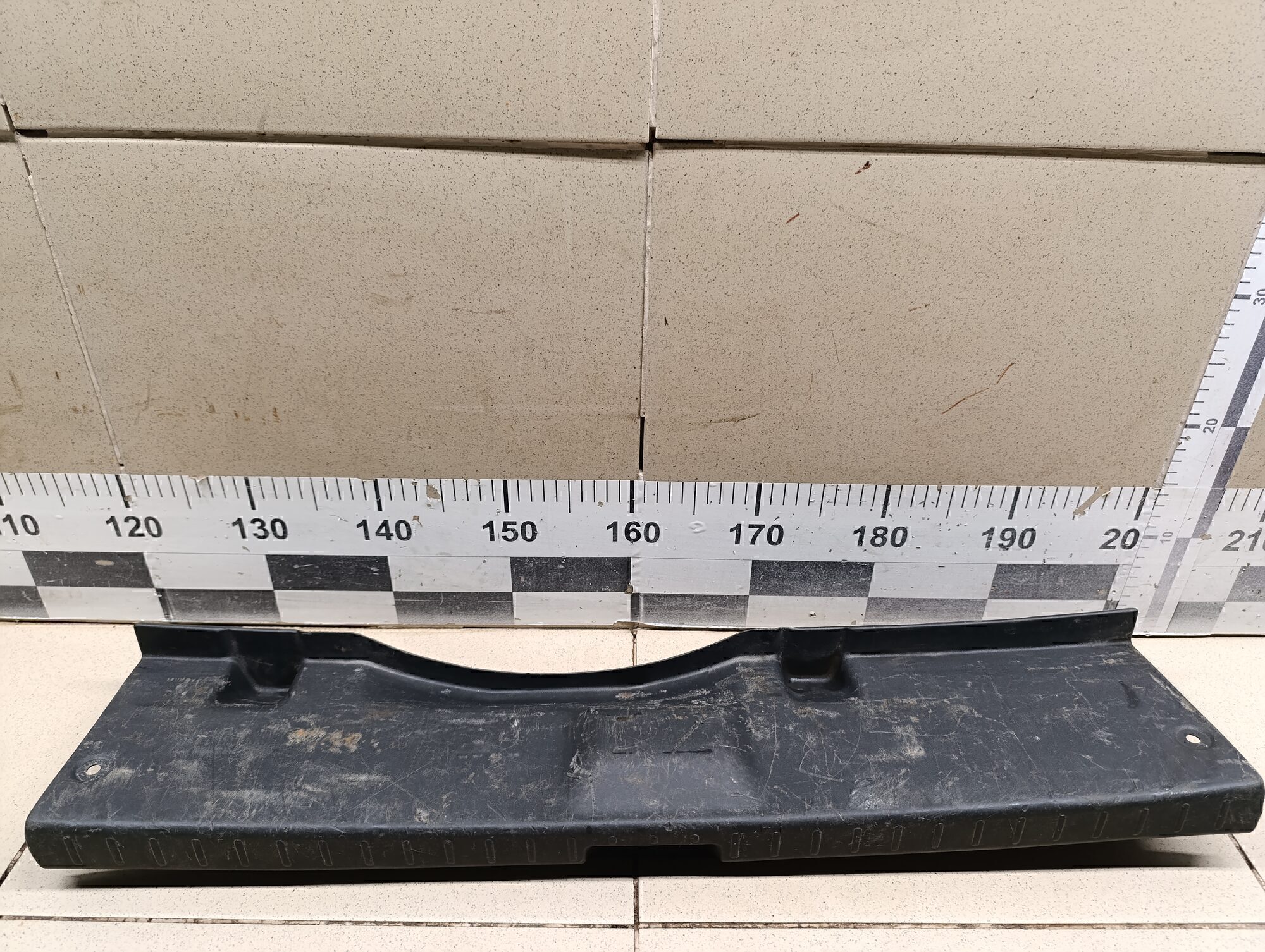 Обшивка багажника TOYOTA Corolla E12 2001-2006