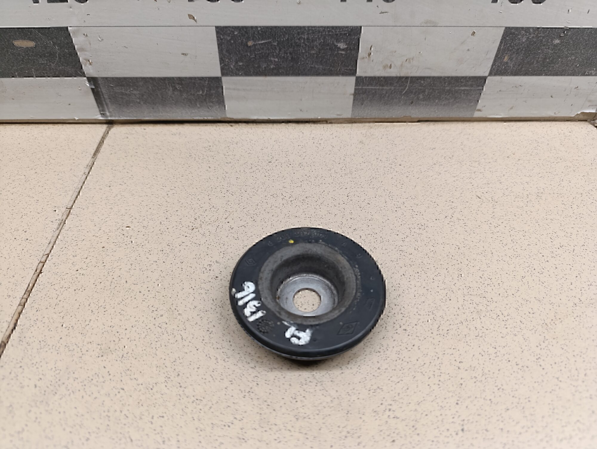 Опора передней пружины верхняя NISSAN Almera (G15) 2013>