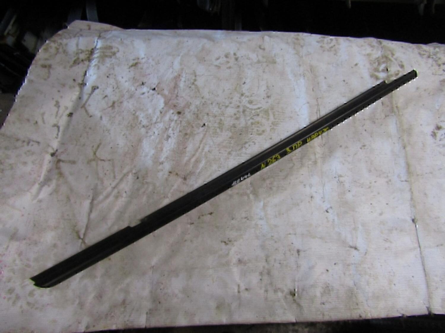 Накладка стекла заднего правого OPEL Astra H / Family 2004-2015