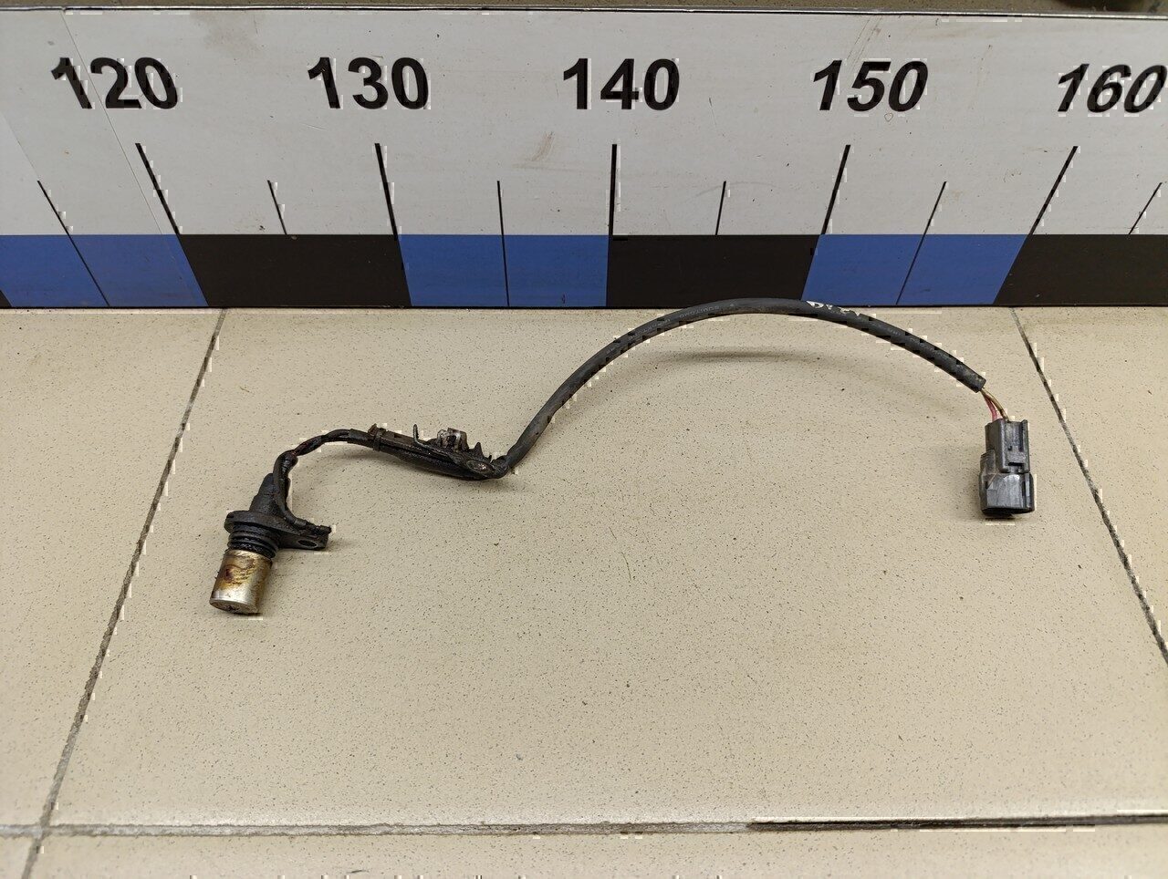 Датчик положения коленвала TOYOTA Avensis II 2003-2008