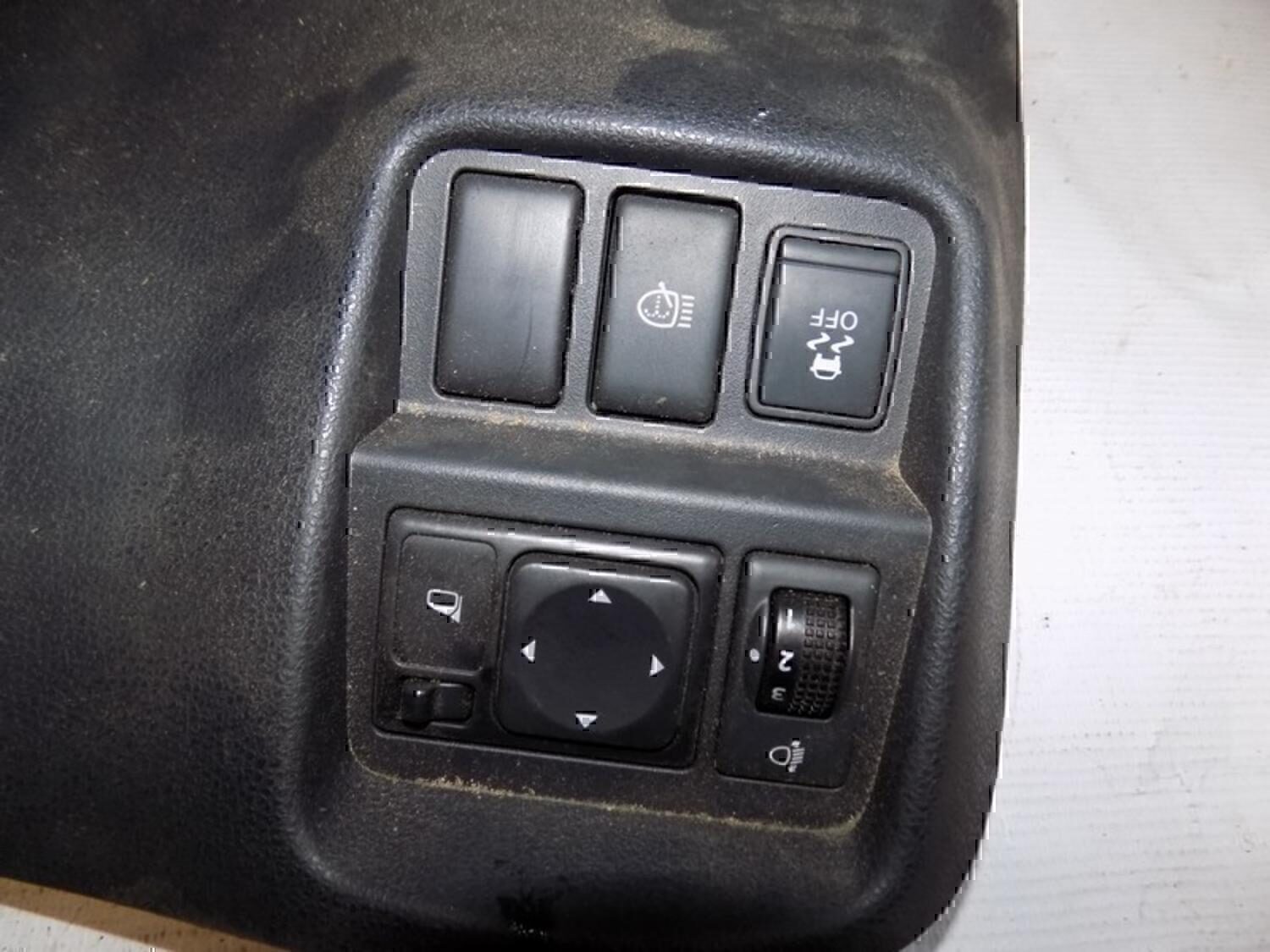 Кнопка корректора фар NISSAN Juke (F15) 2011>