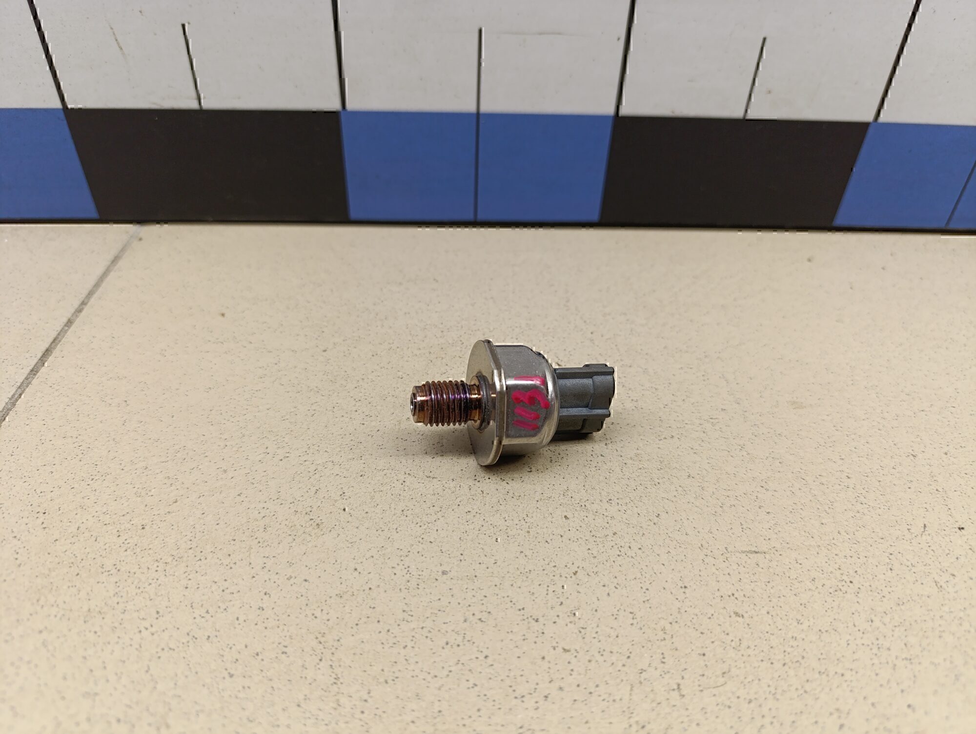 Датчик давления топлива FORD L200 (KB) 2006-2016