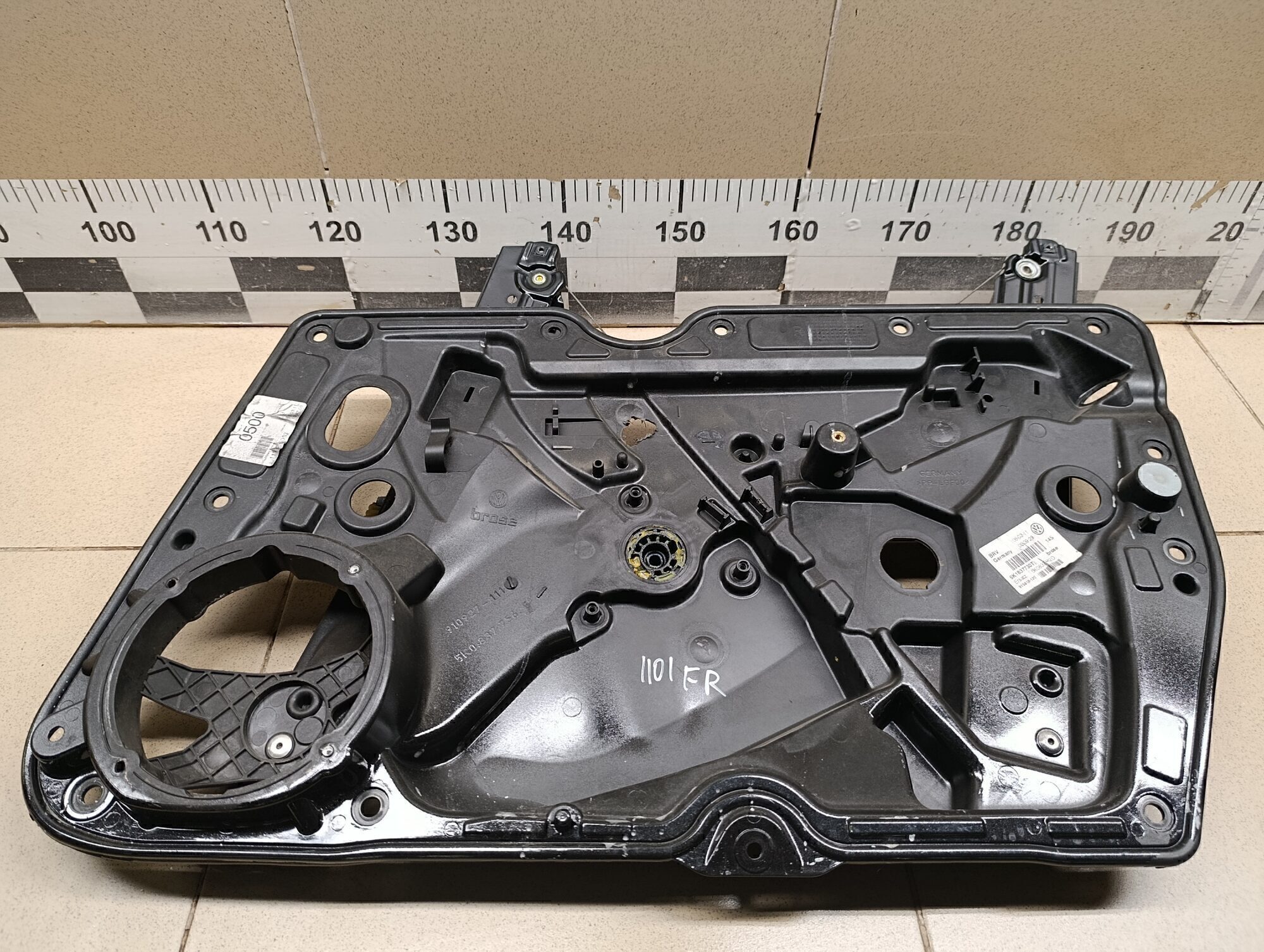 Стеклоподъемник электр. передний правый VW Golf VI 2009-2012