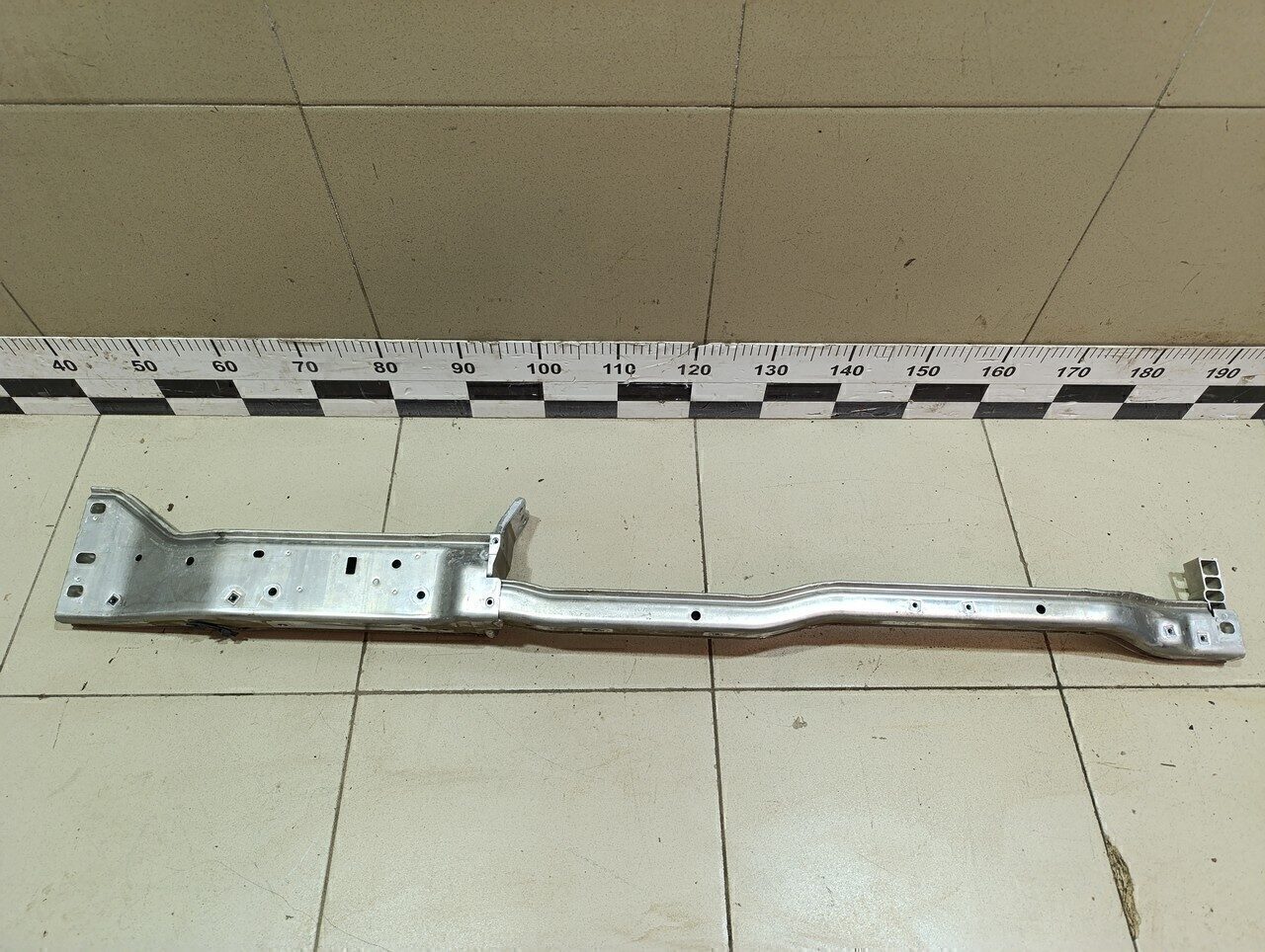 Усилитель торпедо VW Passat [B6] 2005-2010