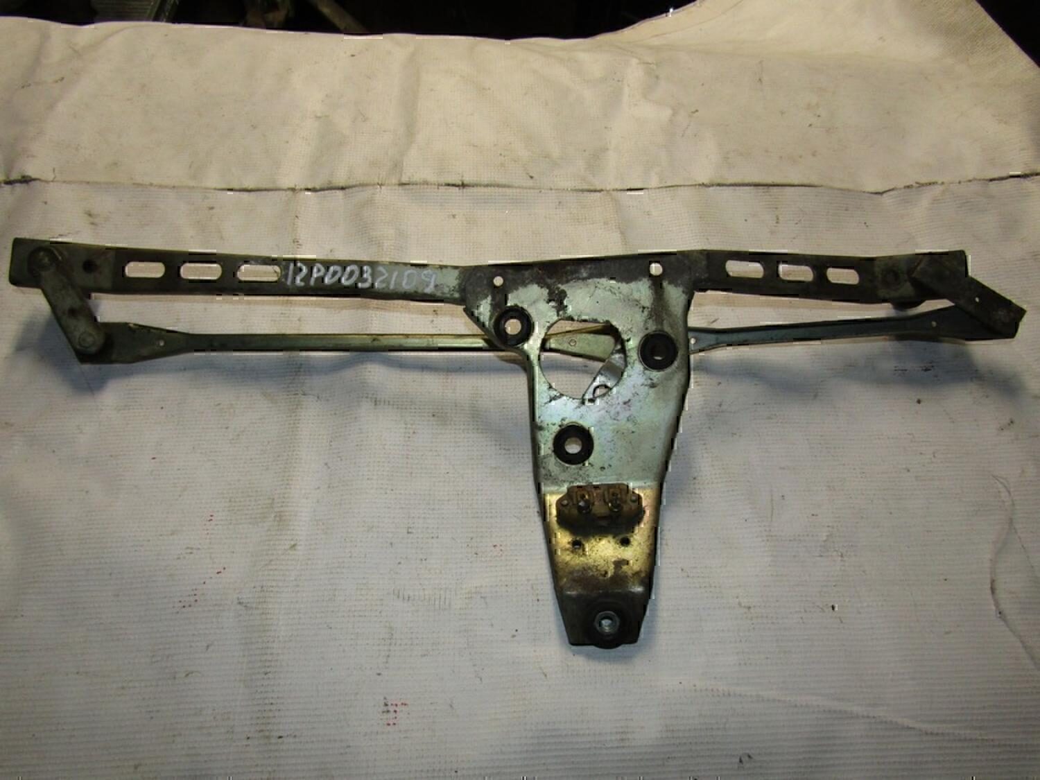 Трапеция стеклоочистителей