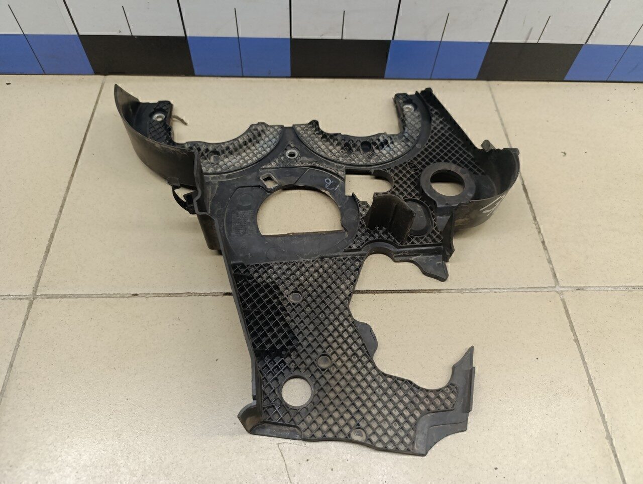 Кожух ремня ГРМ Audi Passat [B6] 2005-2010