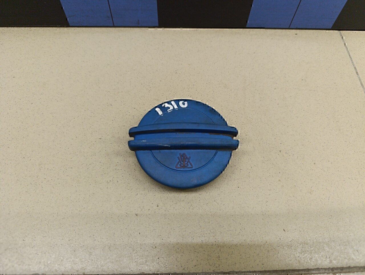 Крышка расширительного бачка Audi Fabia 2007-2015