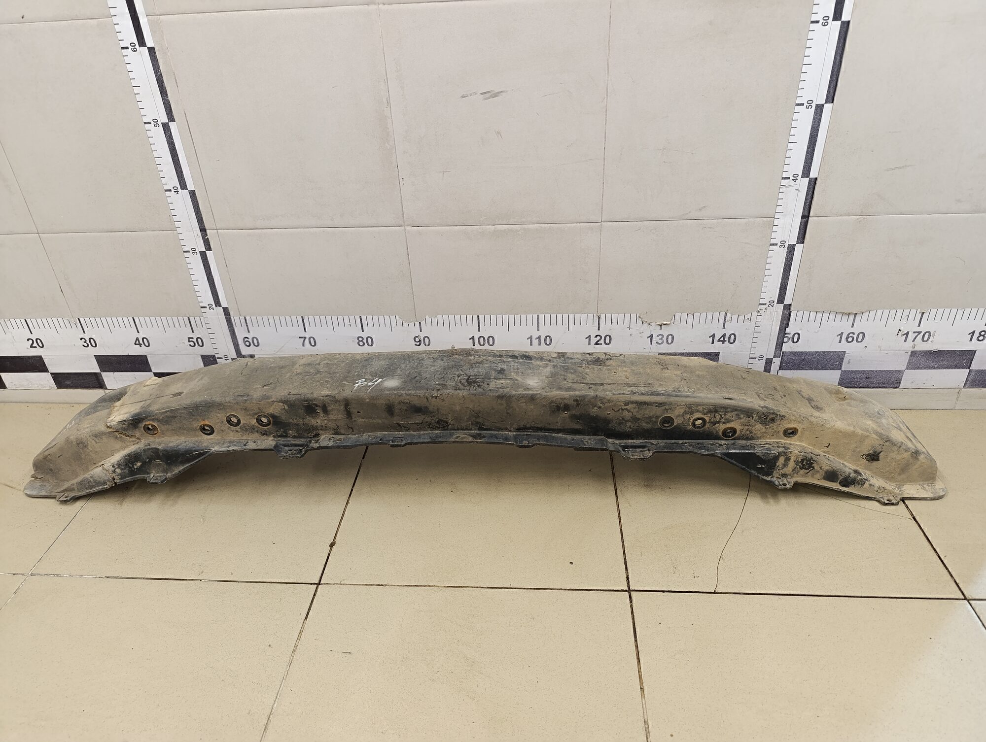 Усилитель переднего бампера KIA Sportage 1994-2004