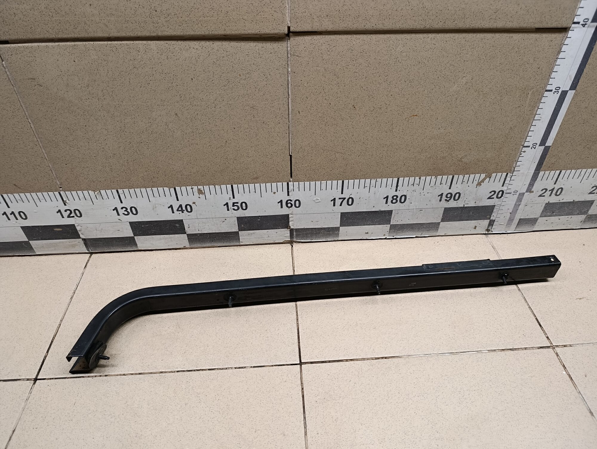 Направляющая сдвижной двери FORD Transit/Tourneo Connect 2002-2013