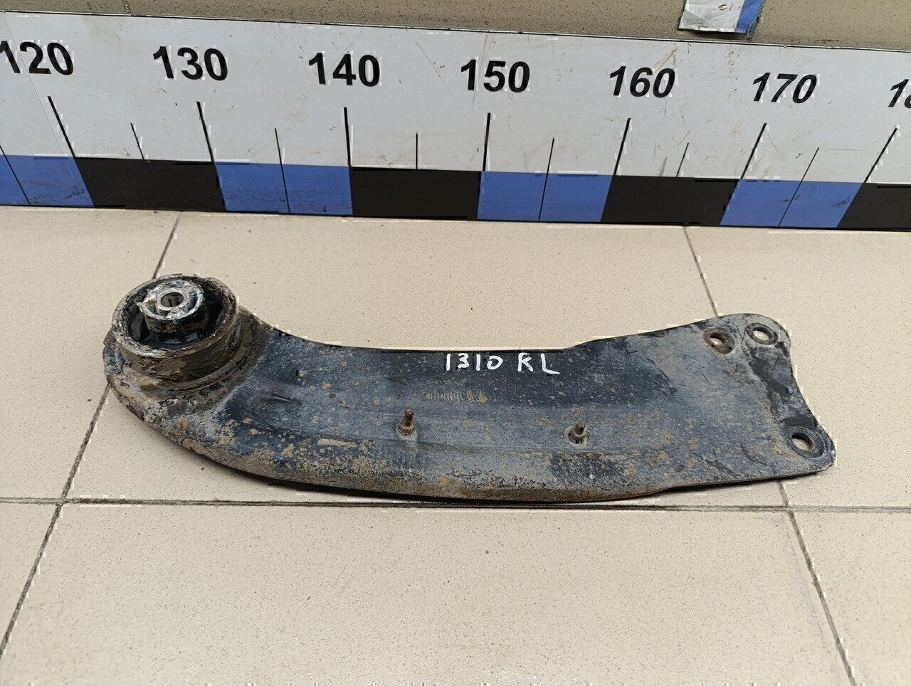 Рычаг задний продольный левый VW Passat [B6] 2005-2010