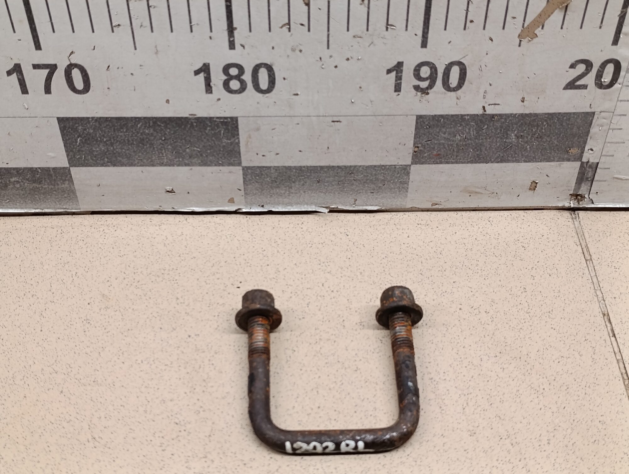 Стремянка задней рессоры FORD Transit/Tourneo Connect 2002-2013