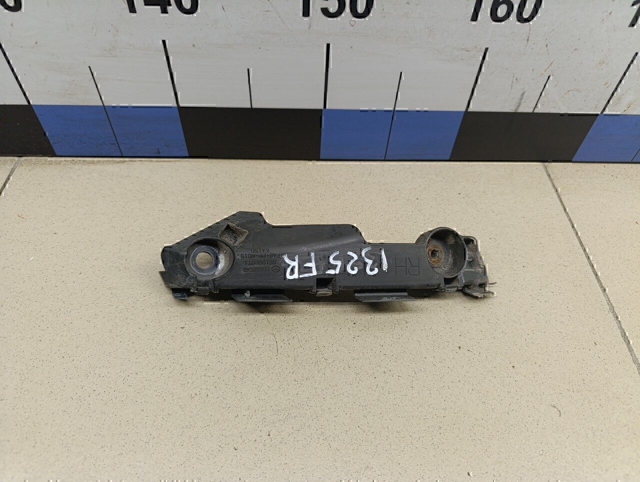 Направляющая переднего бампера правая MAZDA Mazda 6 (GH) 2007-2012