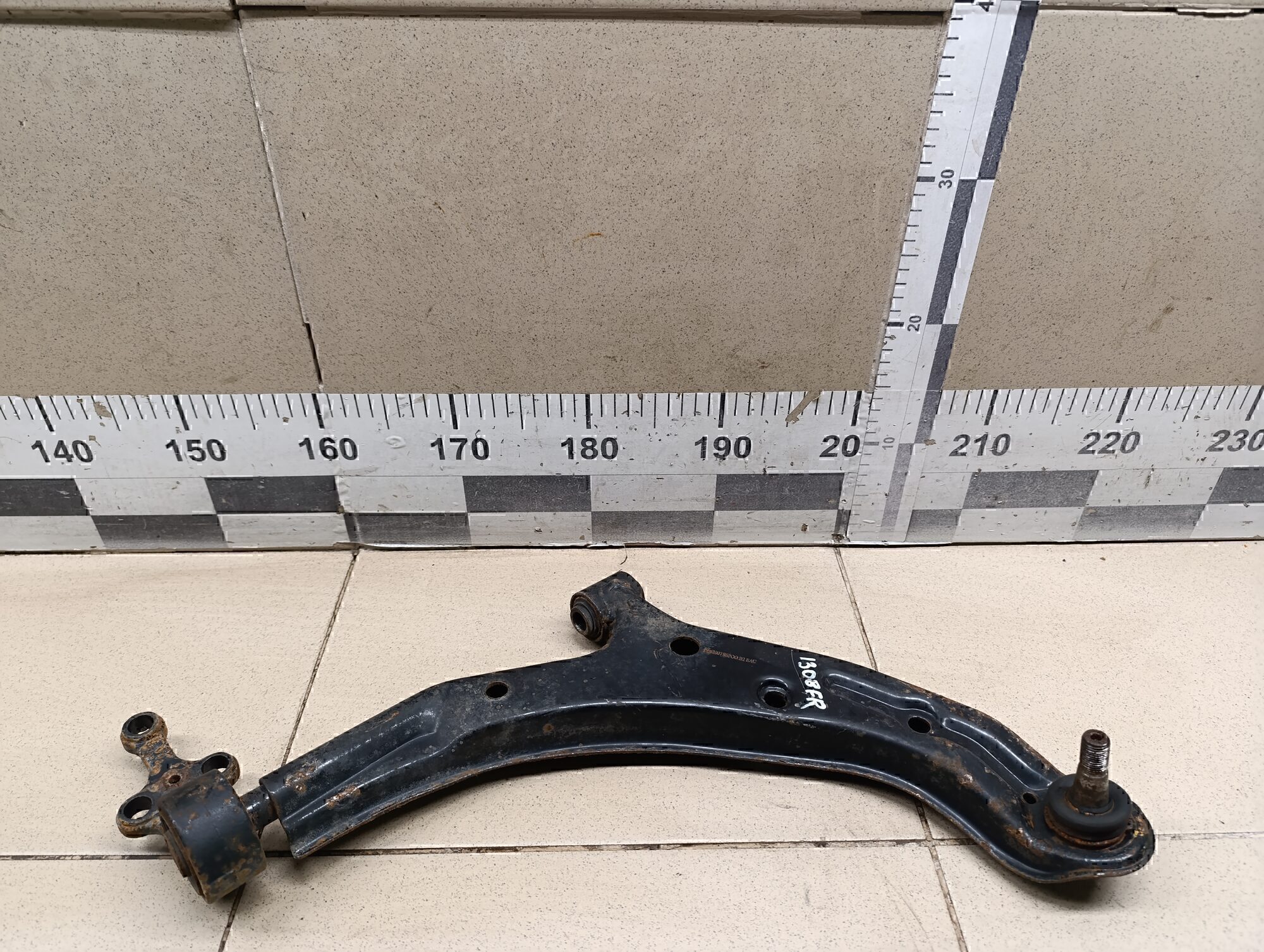 Рычаг передний правый NISSAN Almera N16 2000-2006