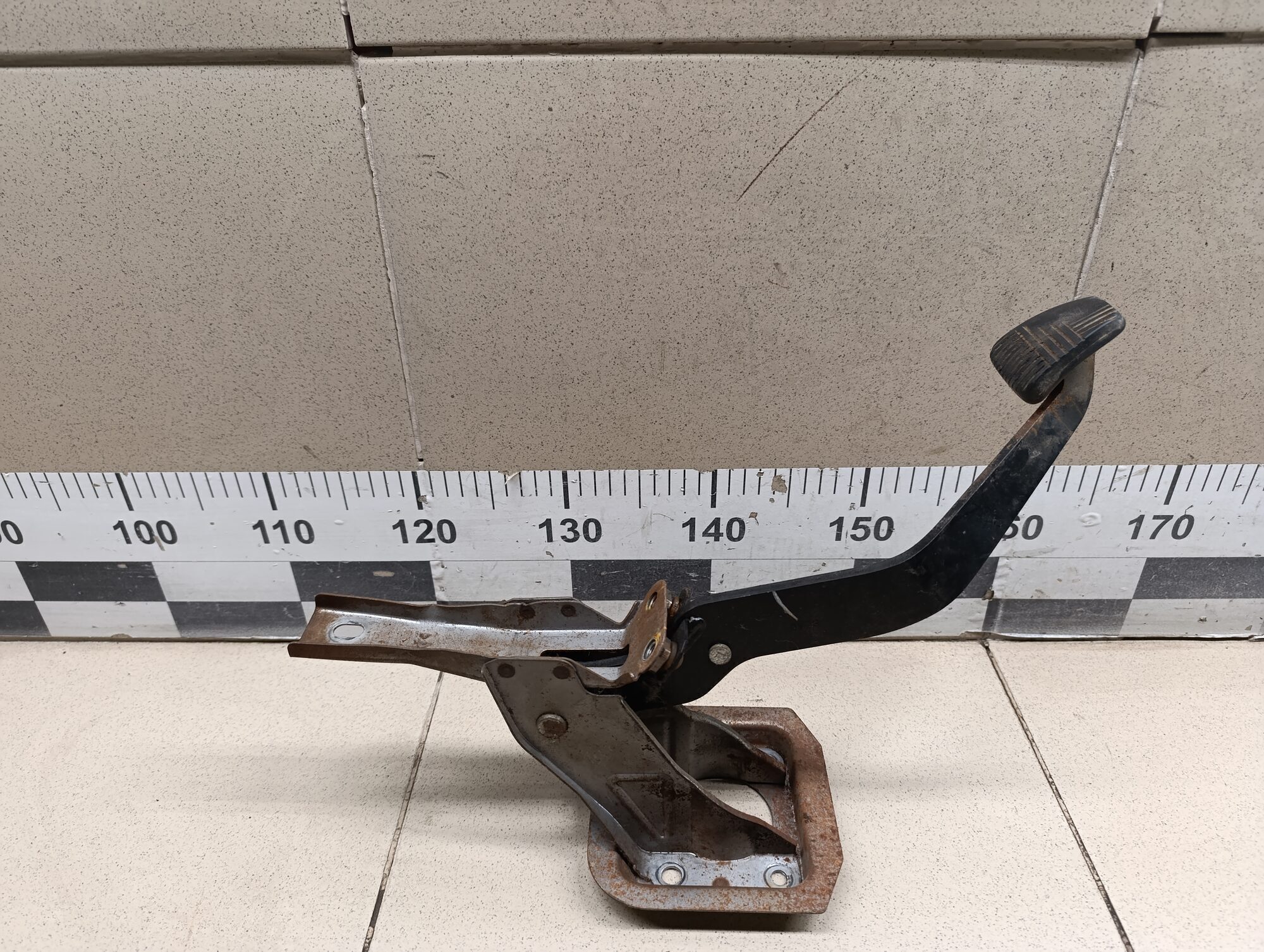 Педаль тормоза NISSAN Almera Classic (B10) 2006-2013