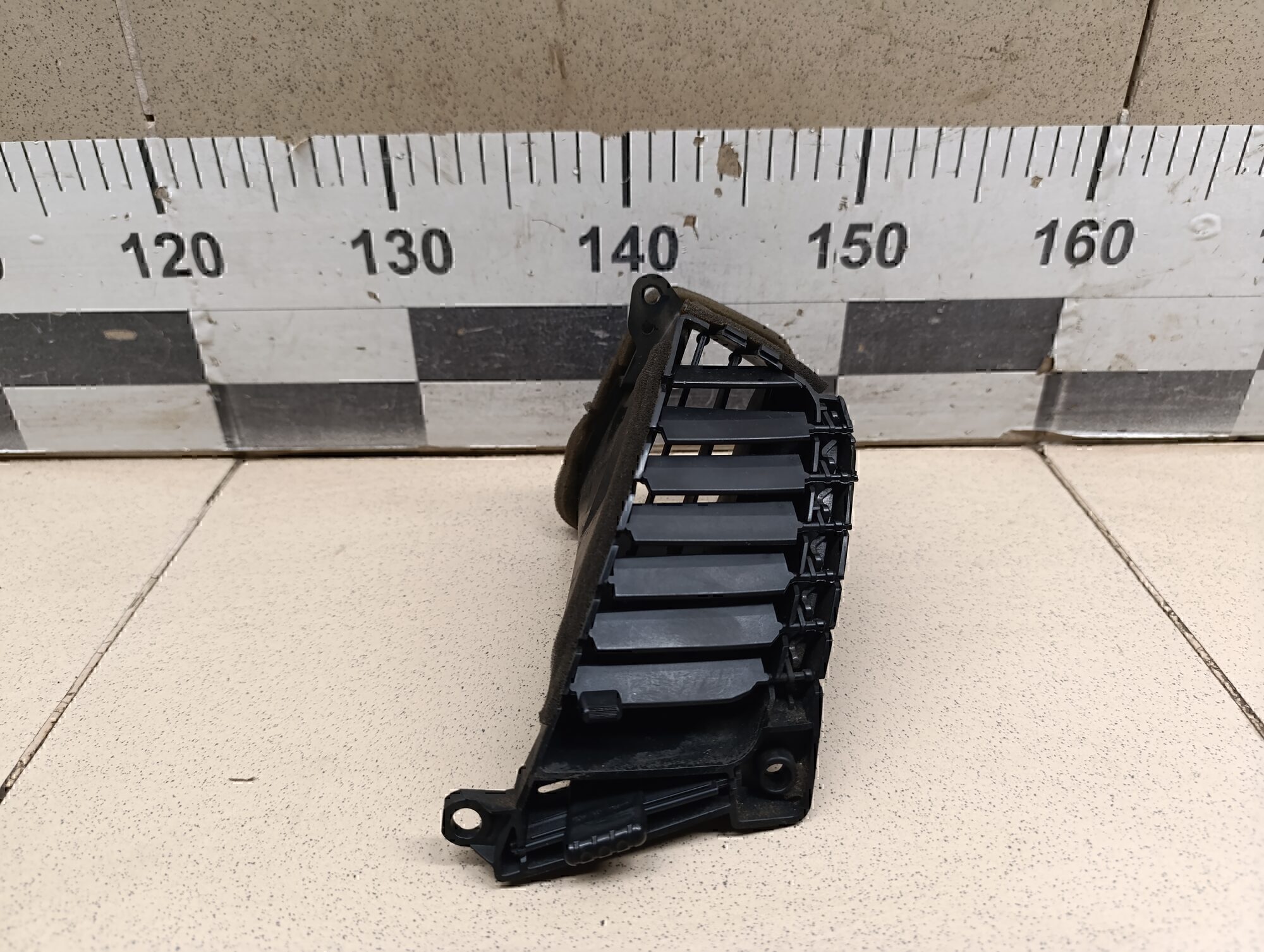 Дефлектор воздушный MITSUBISHI L200 (KB) 2006-2016