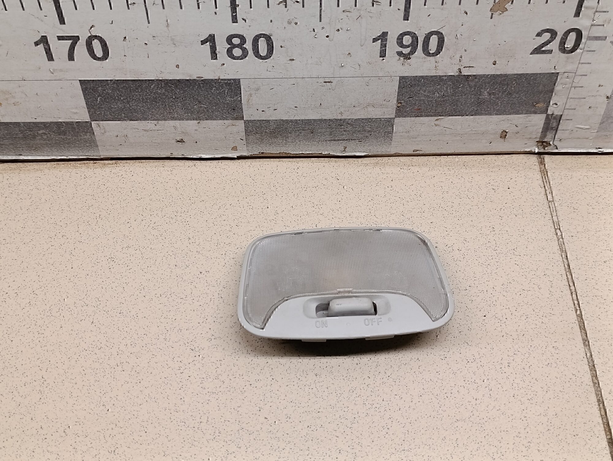 Плафон салонный MITSUBISHI Lancer (CS/Classic) 2003-2006