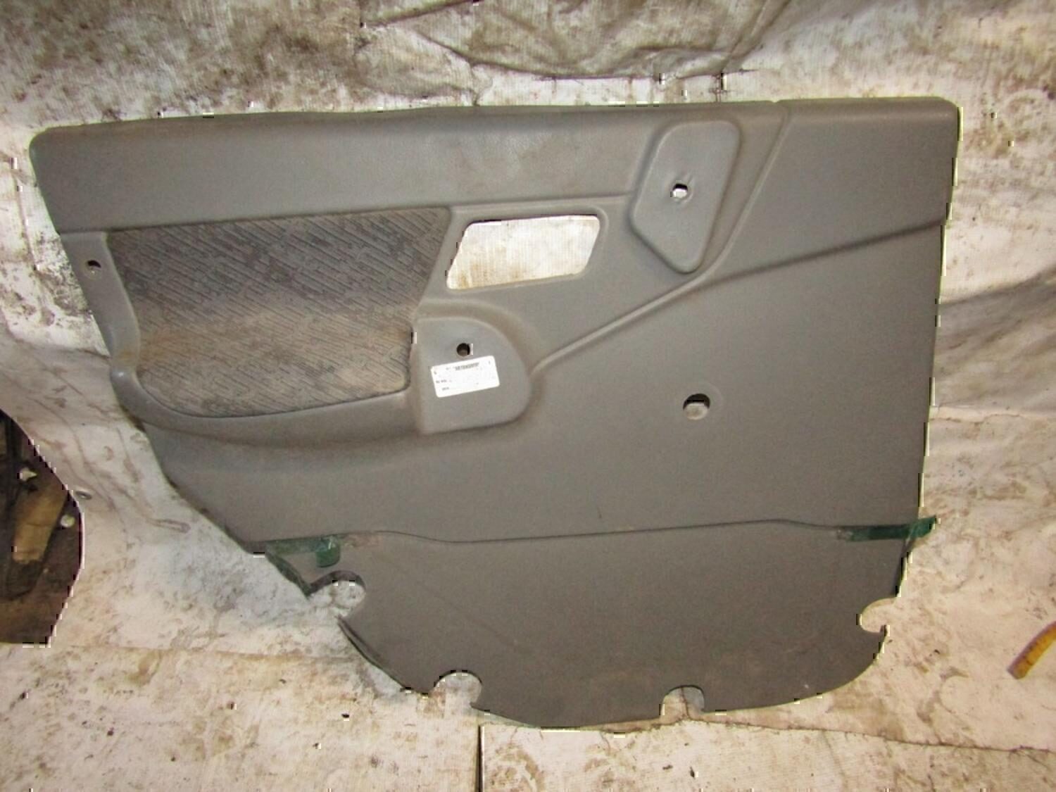 Обшивка двери задней левой UAZ Patriot 2003>