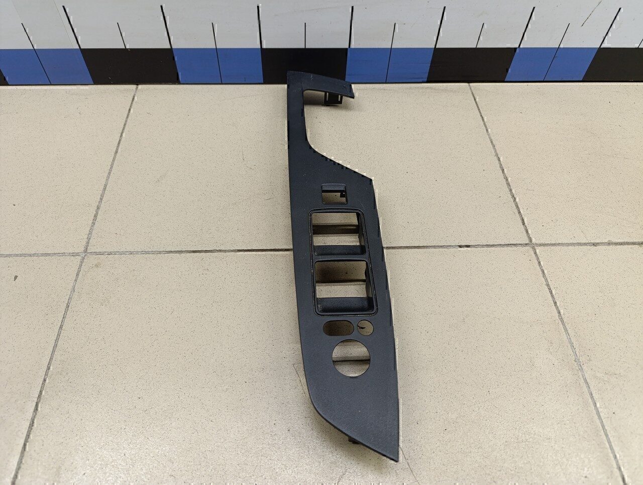 Накладка блока управления стеклоподъемниками MAZDA Mazda 6 (GH) 2007-2012