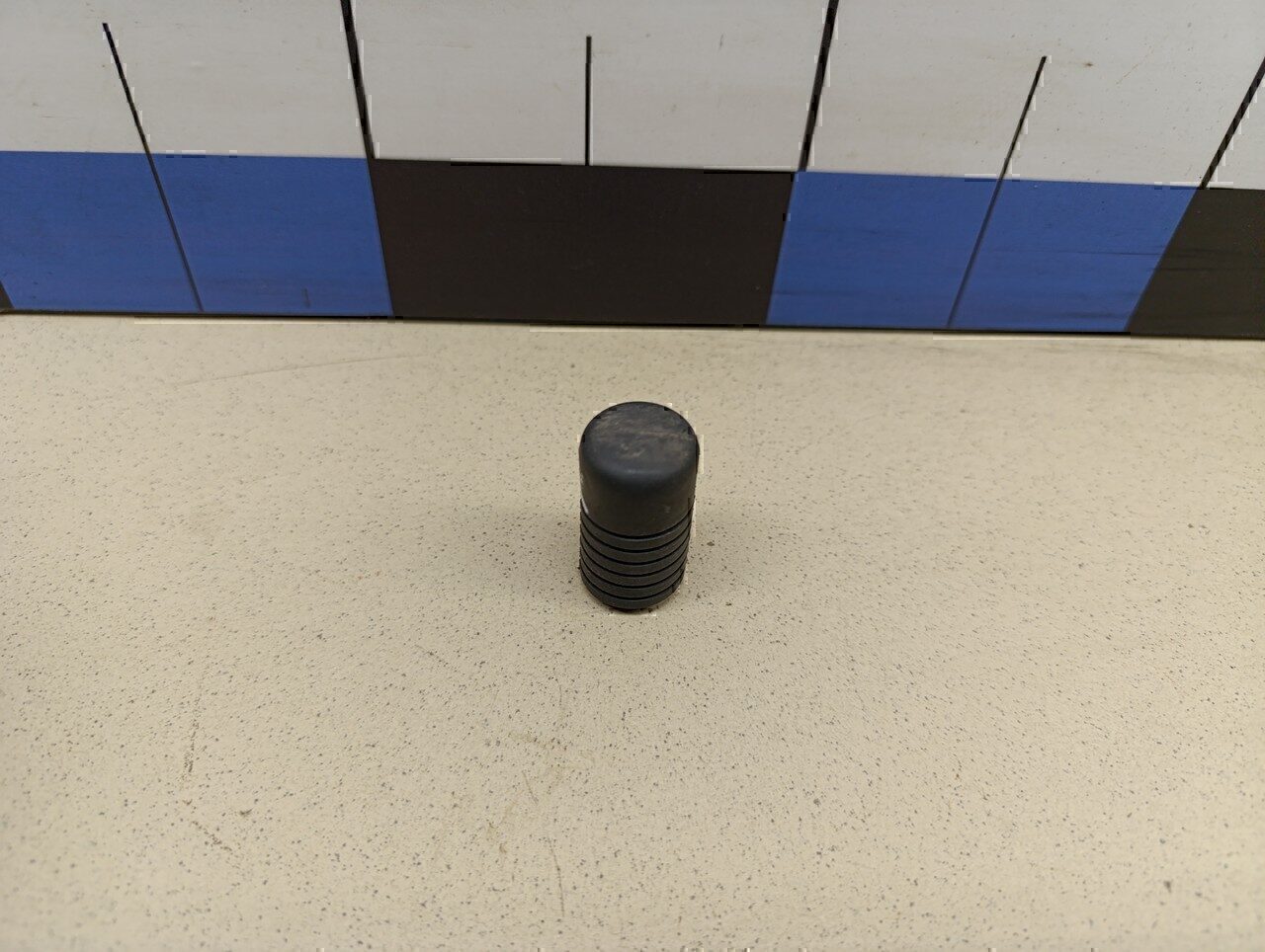 Отбойник капота HYUNDAI Solaris 2010-2017