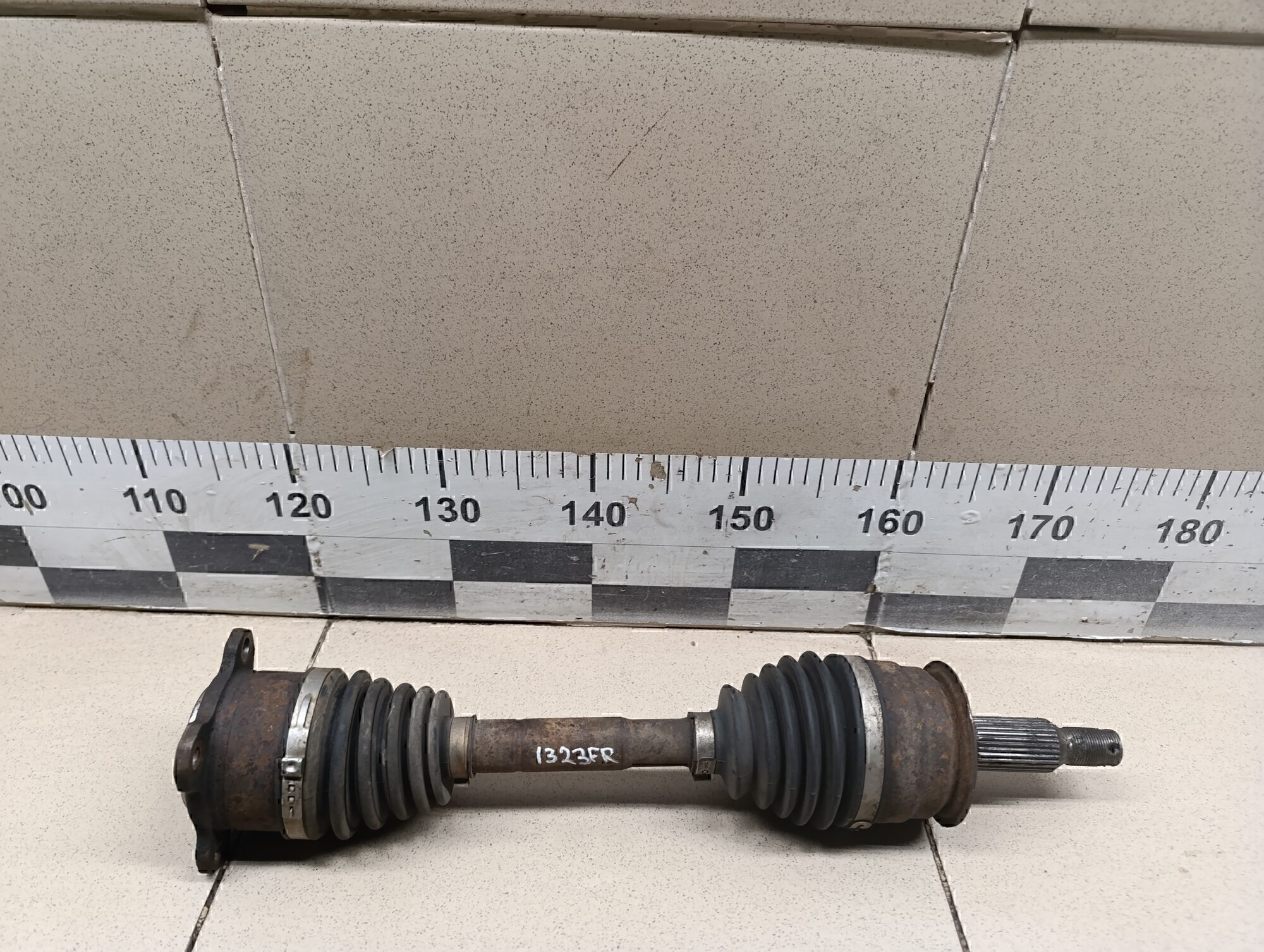 Полуось передняя правая MITSUBISHI L200 (KB) 2006-2016