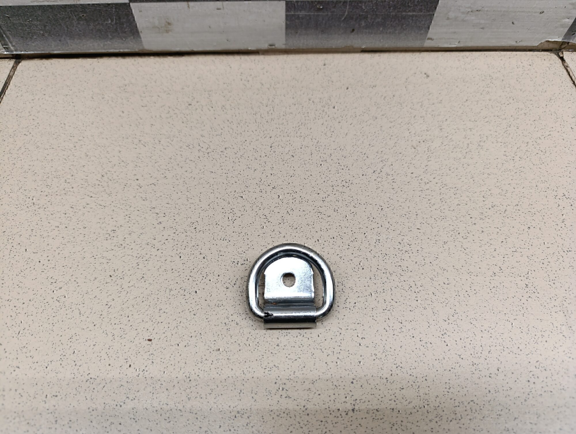 Крючок TOYOTA RAV 4 2013-2019