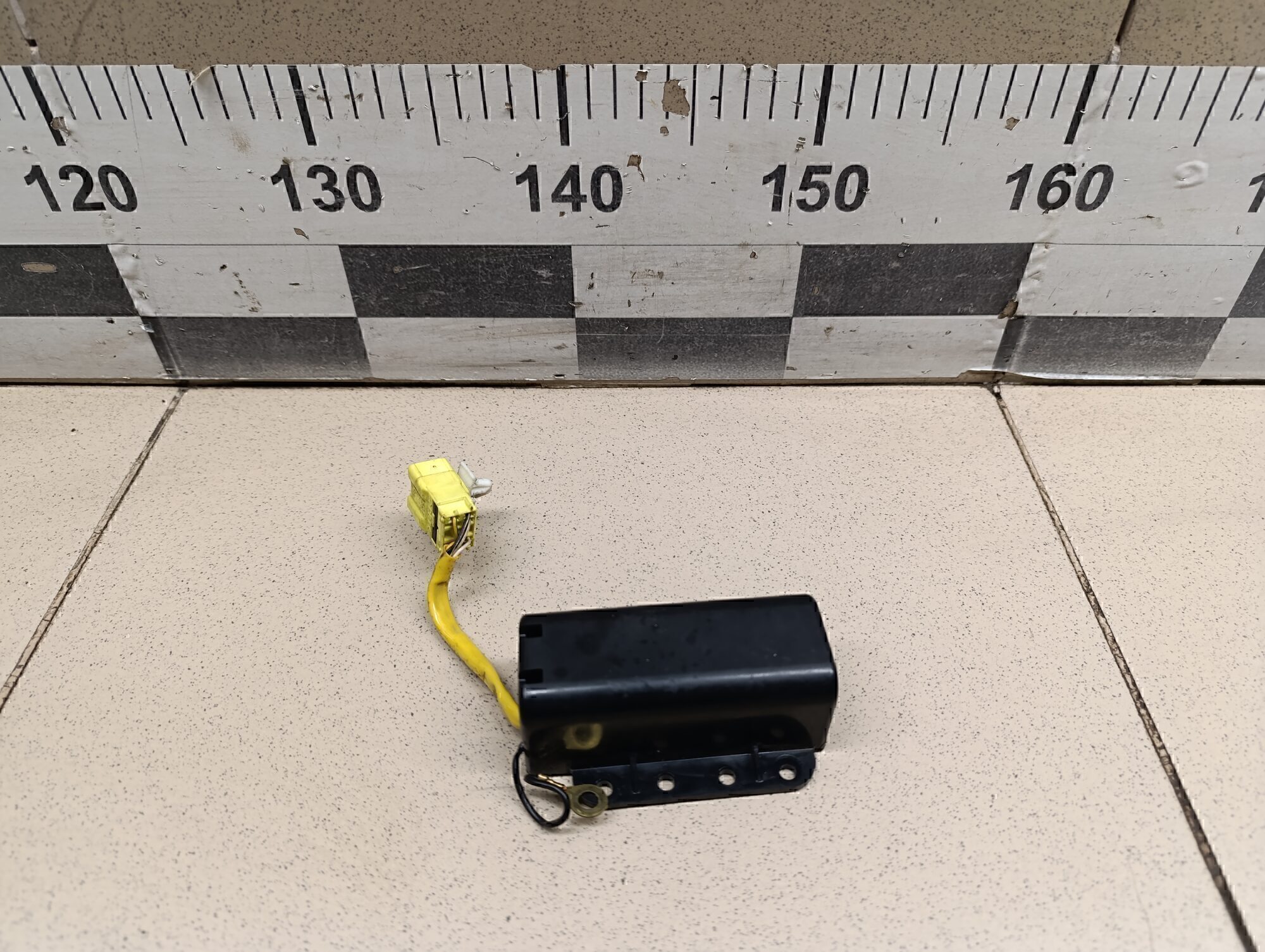 Выключатель MITSUBISHI L200 (KB) 2006-2016